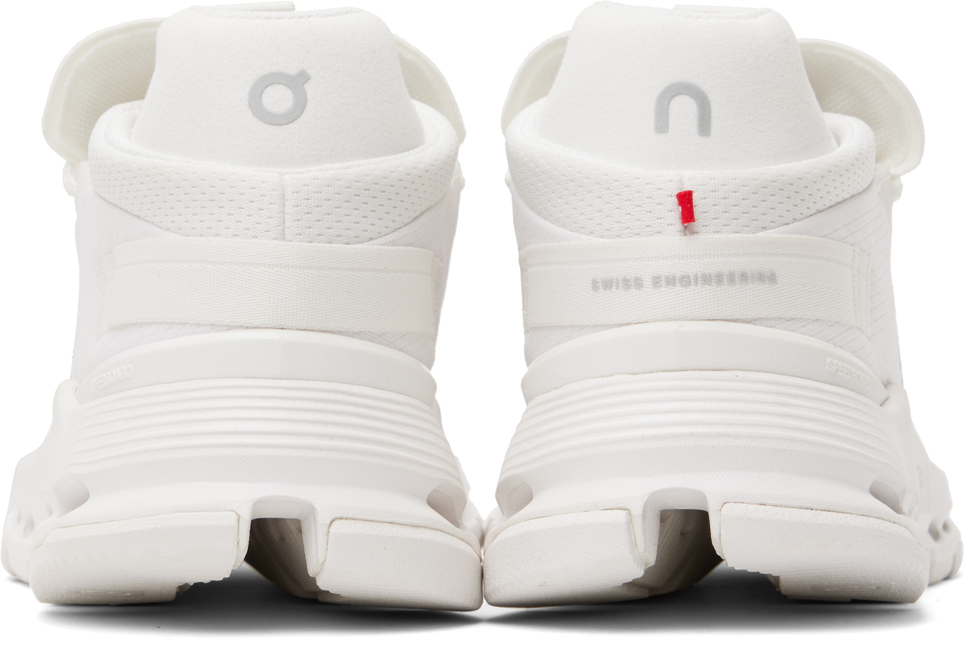 On - Baskets Cloudnova 2 blanches