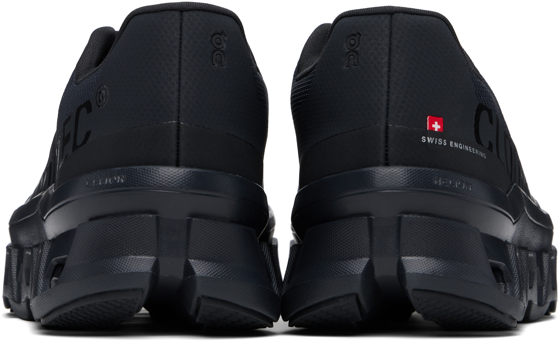 On - Baskets Cloudmonster noires