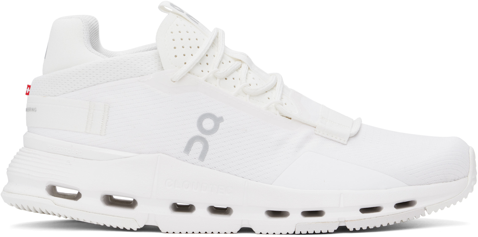 On - Baskets Cloudnova 2 blanches