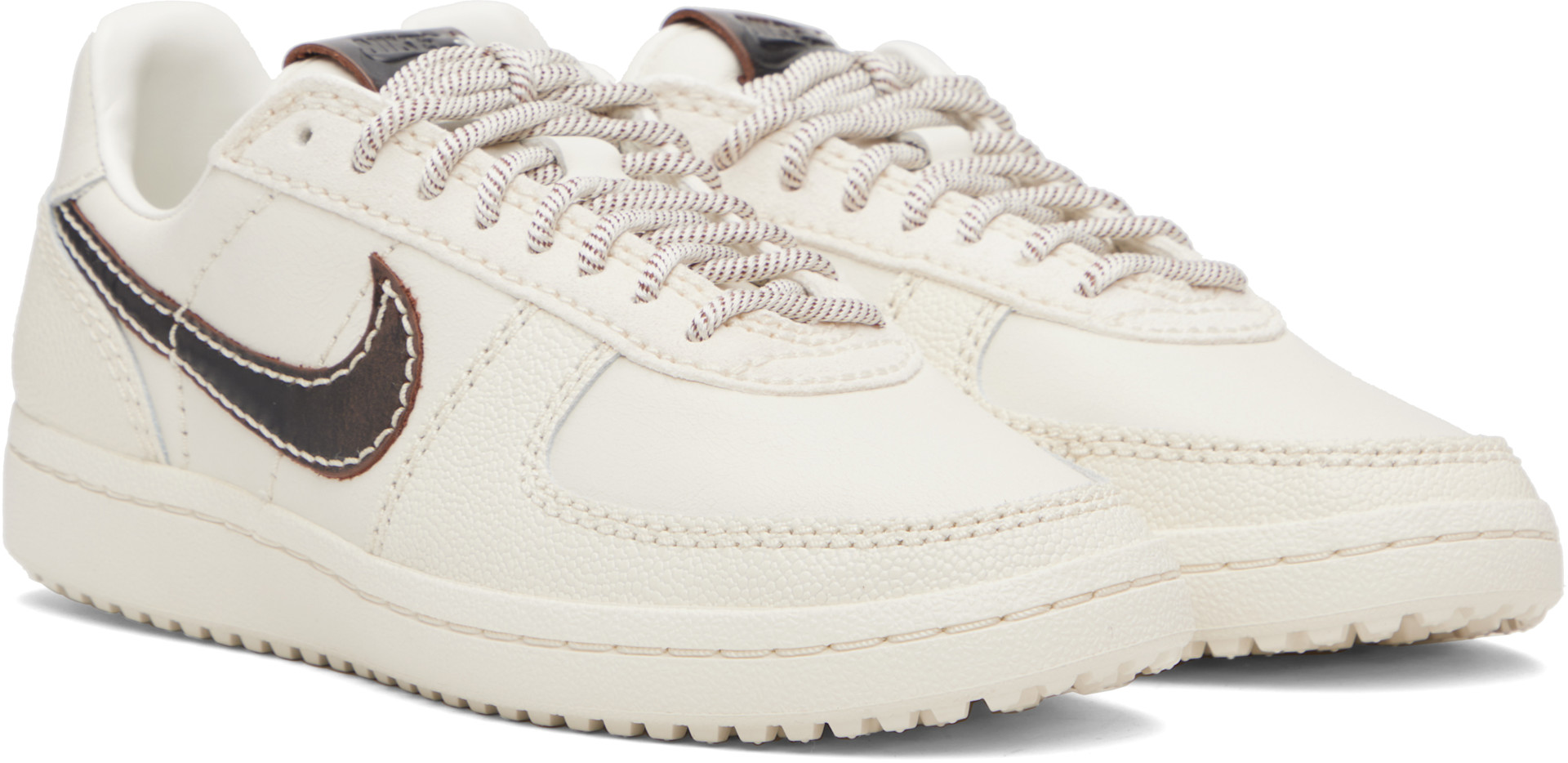 Nike - Baskets Field General blanc cassé
