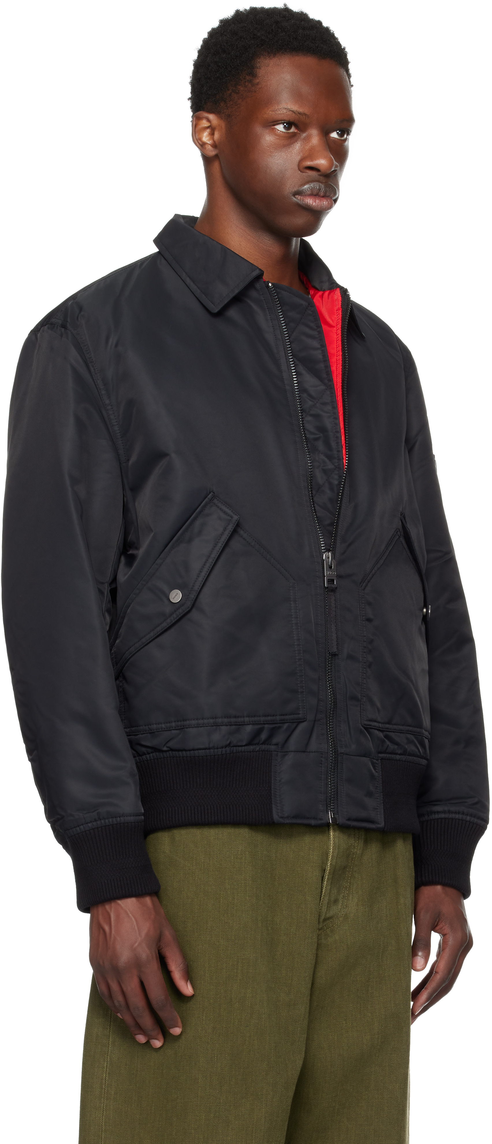 n*a様 HUGO BOSS 日本非売品ブラック ボンバージャケット NFLロゴ Hugo: ブラック リサイクルナイロン ボンバージャケット | SSENSE 日本