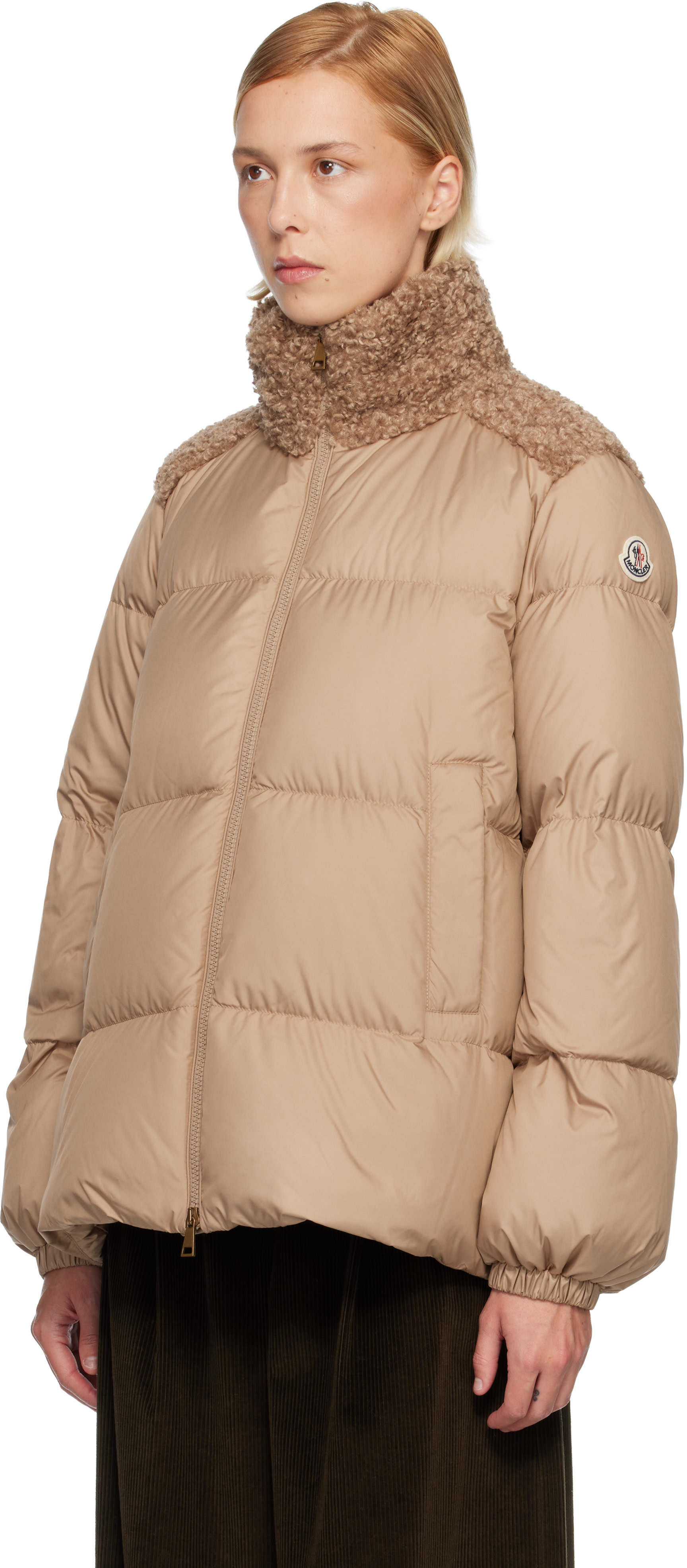 Moncler: ベージュ Esnaie Teddy-Trimmed ショート ダウンジャケット