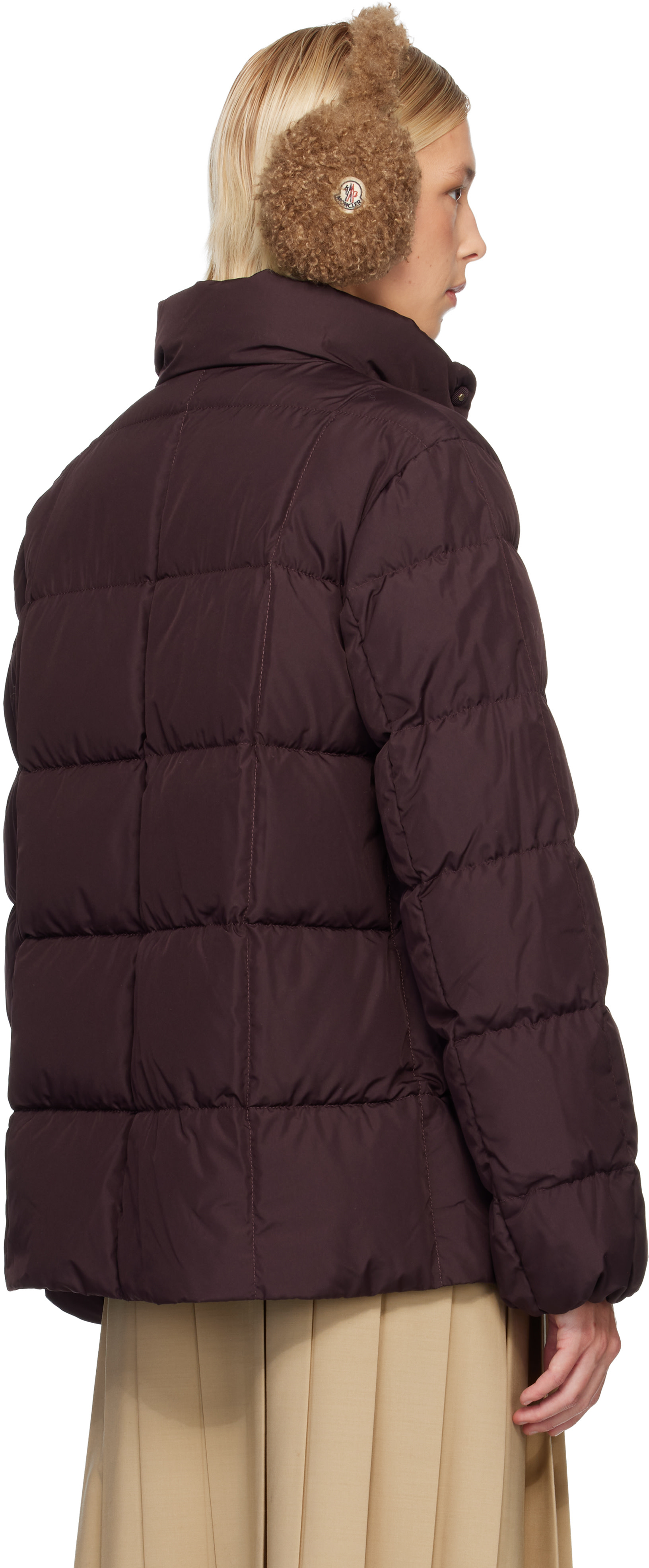 MONCLER バーガンディ ダウンジャケット Moncler: バーガンディ Cochevinne Square-Quilted ショート ダウン