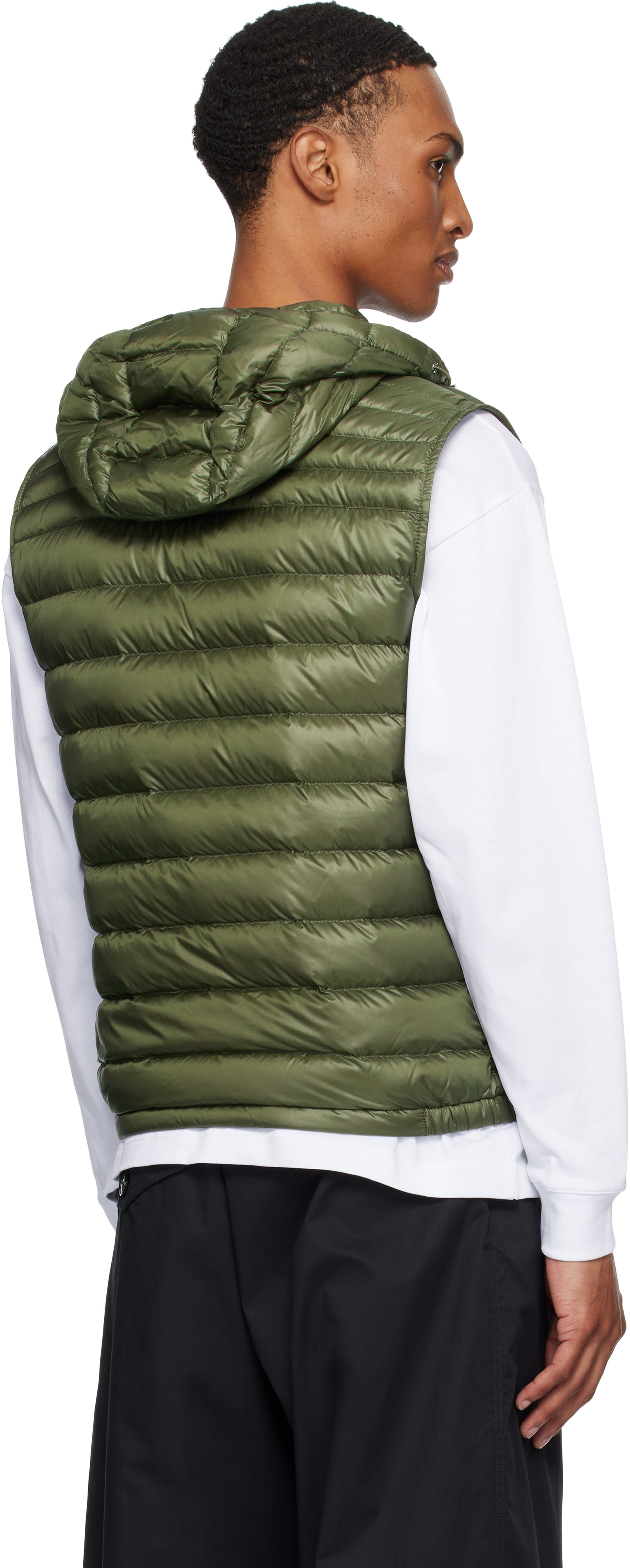 15507✨MONCLER ダウンベスト/0/ナイロン カーキ ワッペン Moncler: Khaki Orant Hooded Down Vest | SSENSE