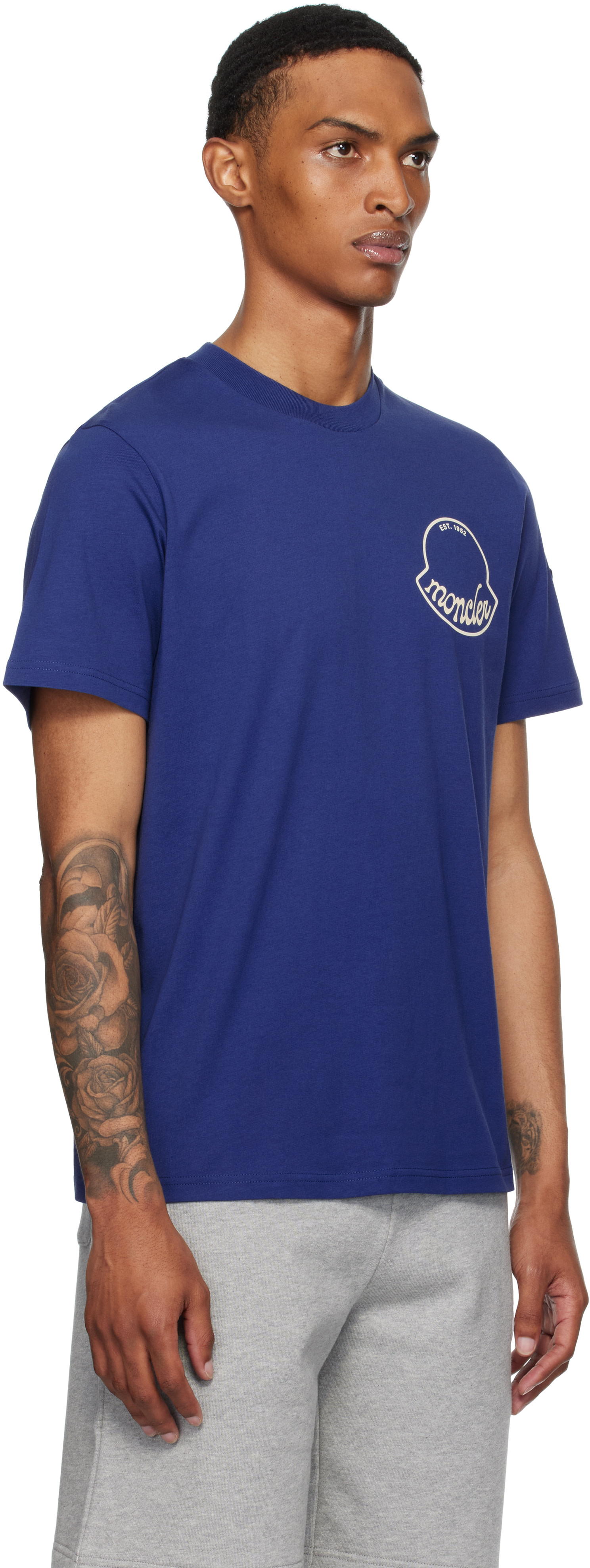 MONCLER ネイビー 半袖Tシャツ Moncler: Navy Archivio Creativo T-shirt | SSENSE