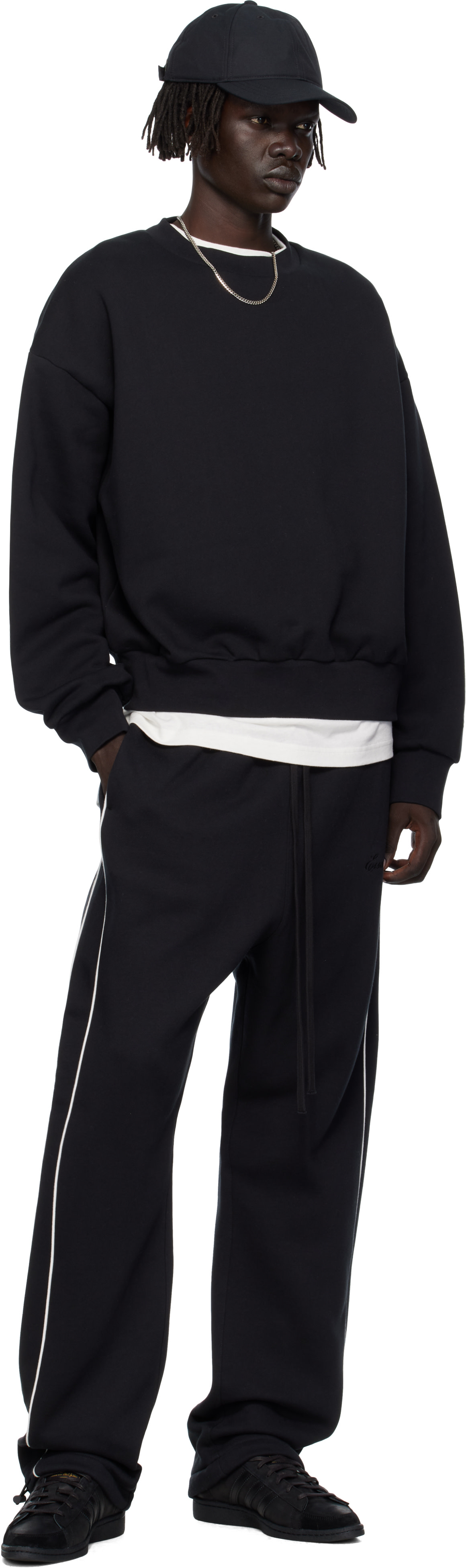Fear of God ESSENTIALS - Pull molletonné beige à coupe classique et à col ras du cou