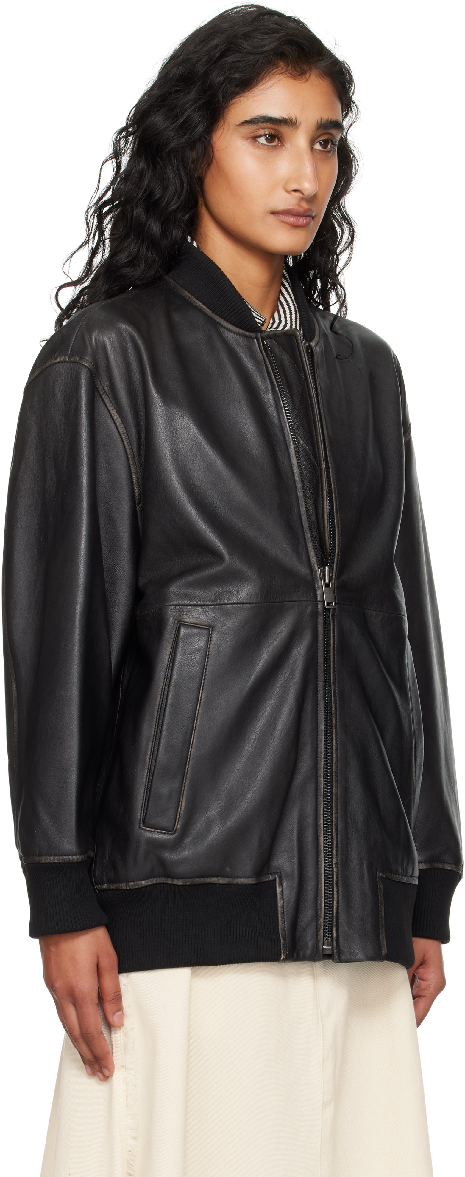 ★ほぼ未使用品★ WEEKEND MaxMara ノーカラー レザージャケット Weekend Max Mara: ブラック Tattico レザージャケット | SSENSE 日本