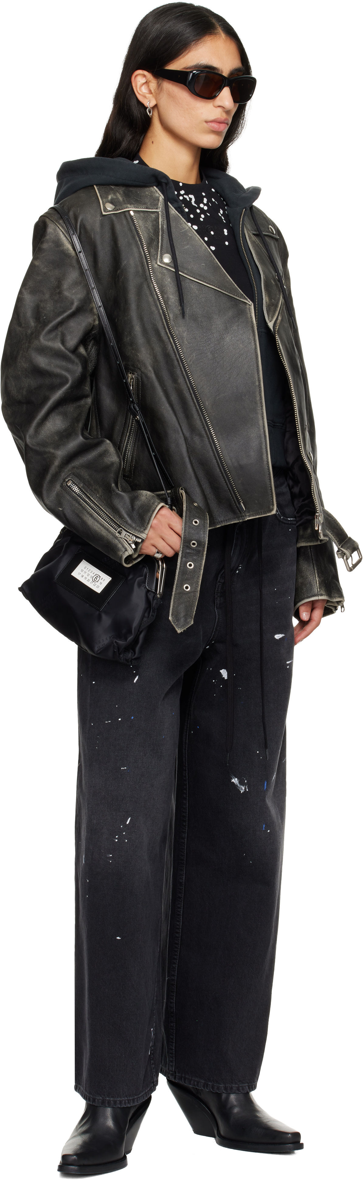 【美品】MM6 Maison Margiela ミニポシェット　ブラック MM6 Maison Margiela: ブラック ミニ Reverse ポシェット バッグ