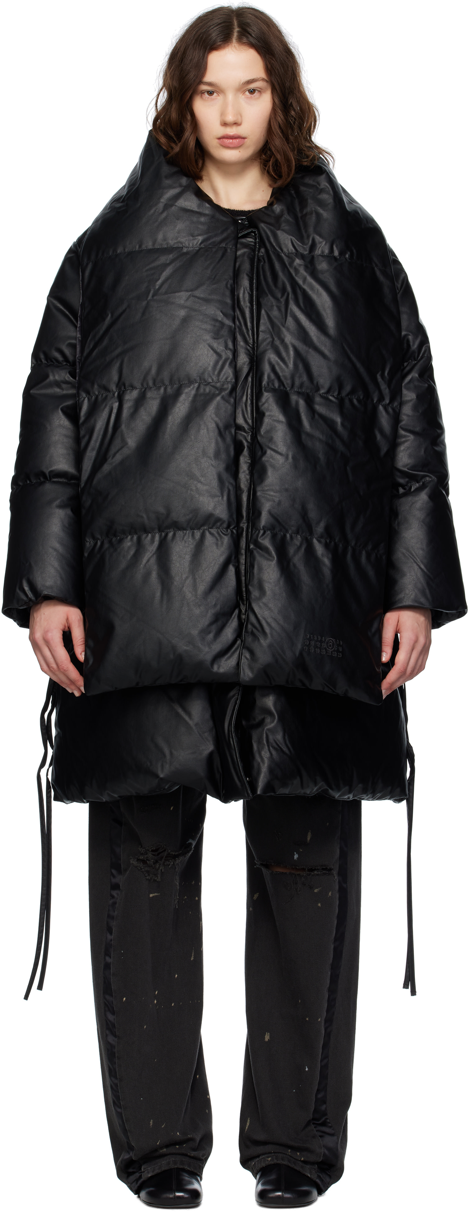 MM6 Maison Margiela: ブラック ライト フェイクレザー ダウン