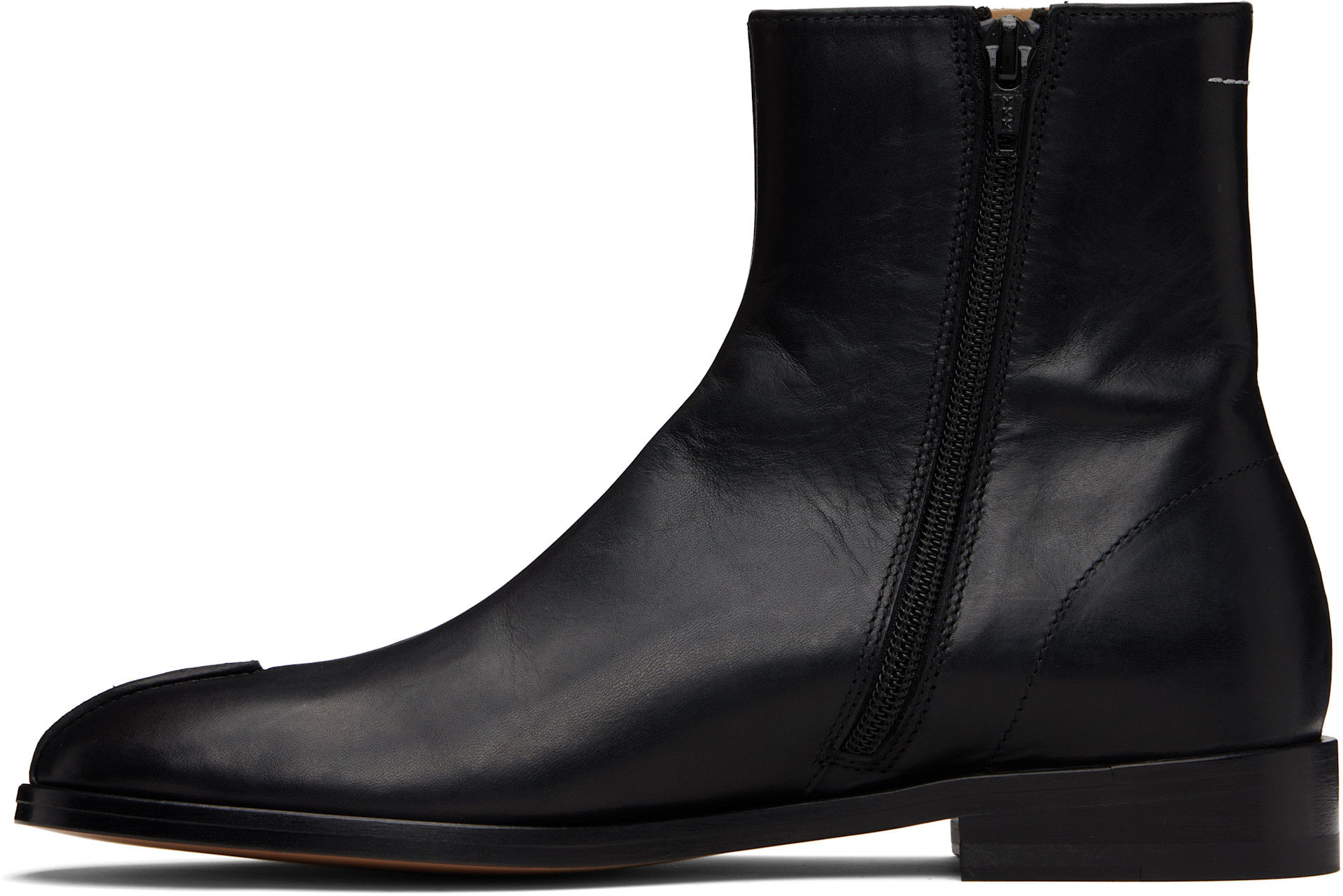 MM6 Maison Margiela: Black Shiny Vegetable Tanned Leather Trunk