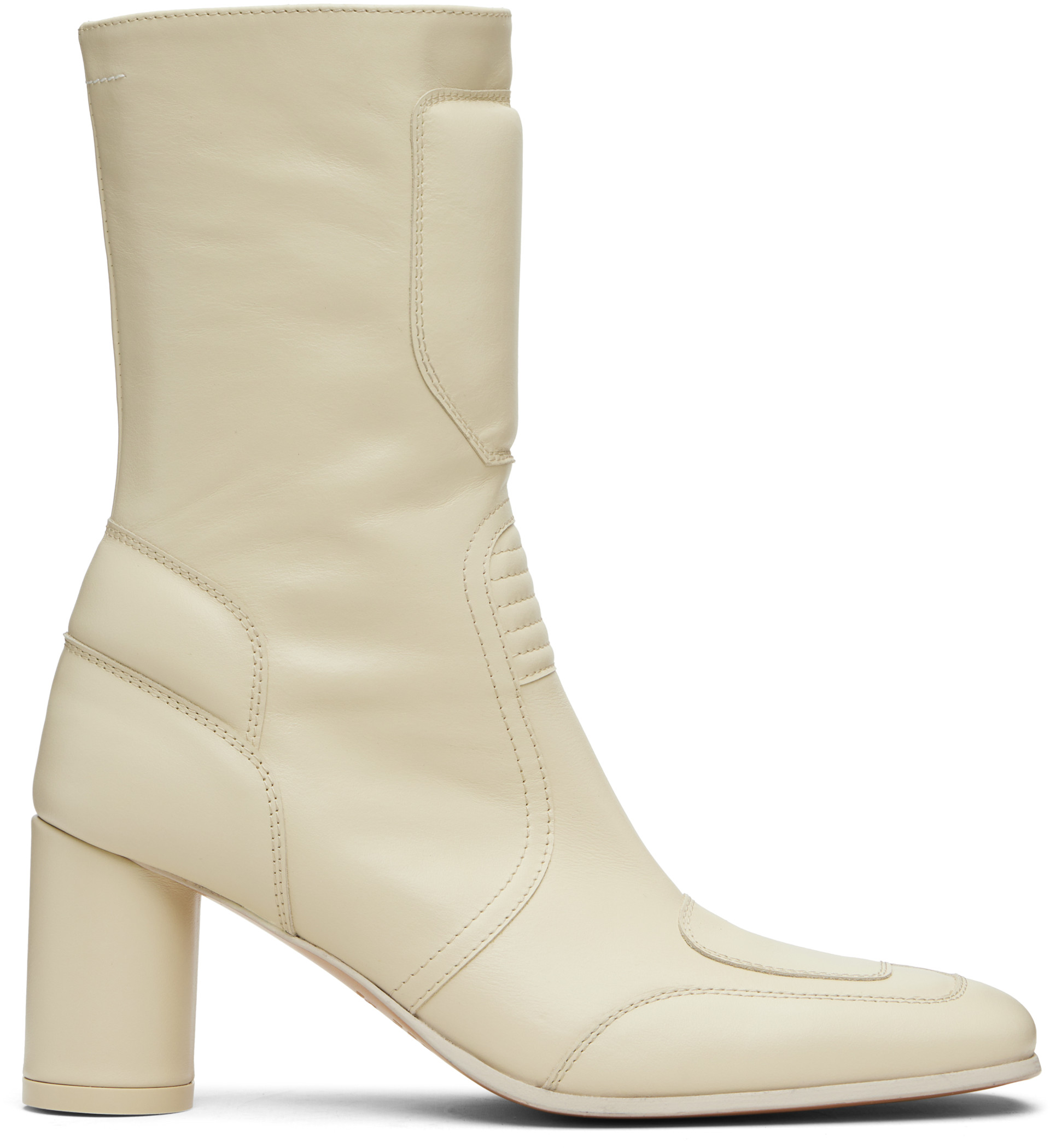 MM6 Maison Margiela ホワイトブーツ MM6 Maison Margiela: Off-White Biker Ankle Boots | SSENSE