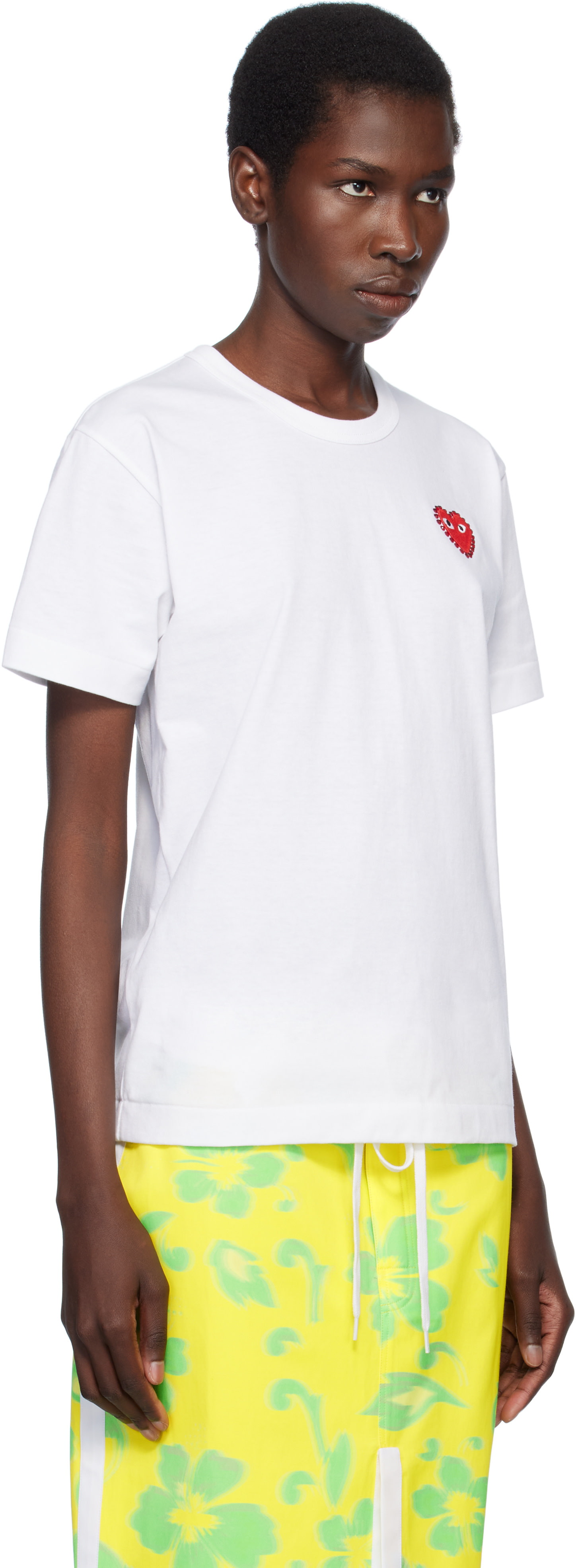 COMME des GARÇONS PLAY: White Rhinestone Emblem Red Heart T-shirt