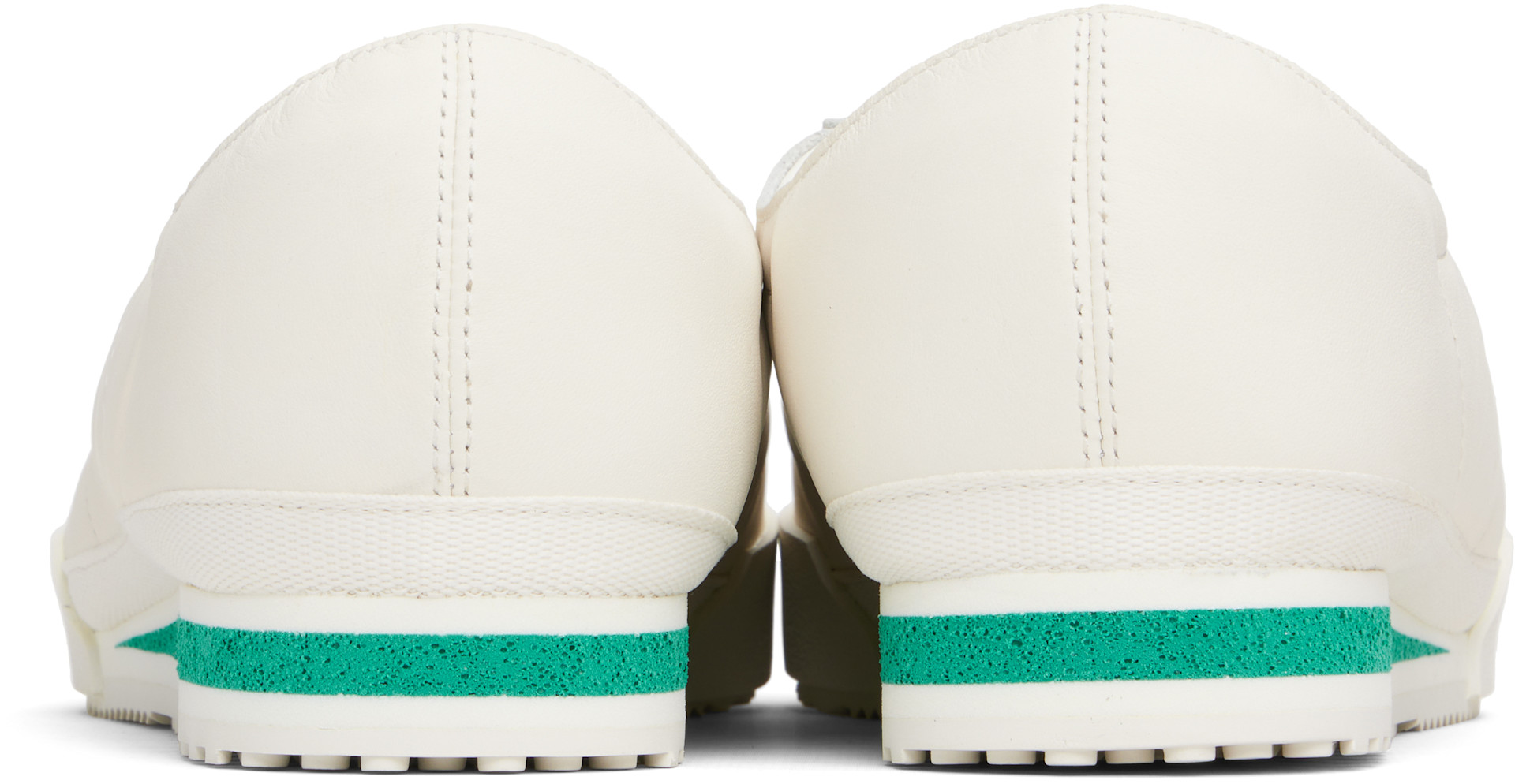 Lacoste - 오프 화이트 아우라 가죽 스니커즈