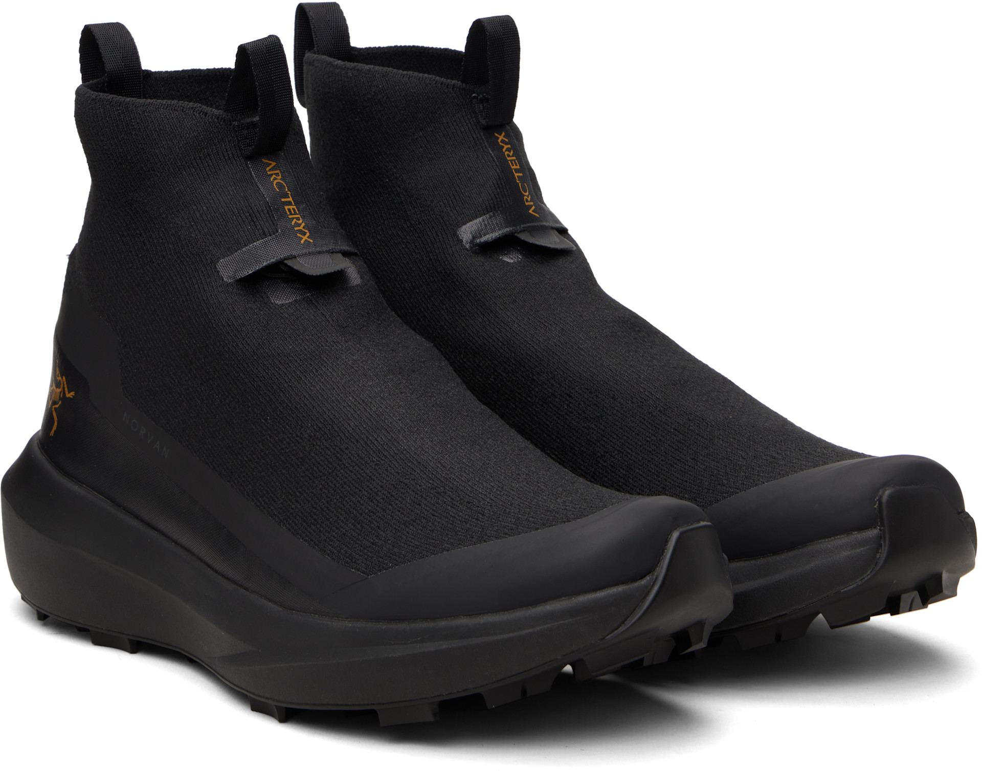 Arc'teryx: Black Norvan 4 Nivalis GTX Sneakers | SSENSE