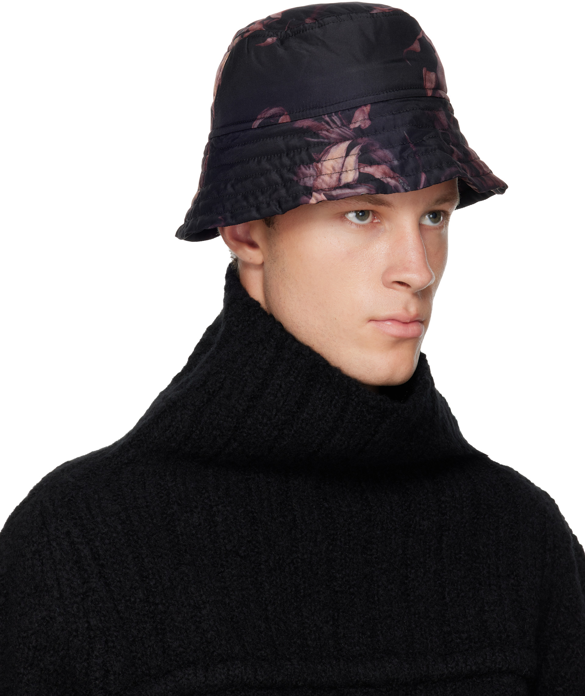 ア*ー様 Dries Van Noten Silk Bucket Hat M.W Dries Van Noten: Black & Pink Printed Bucket Hat | SSENSE