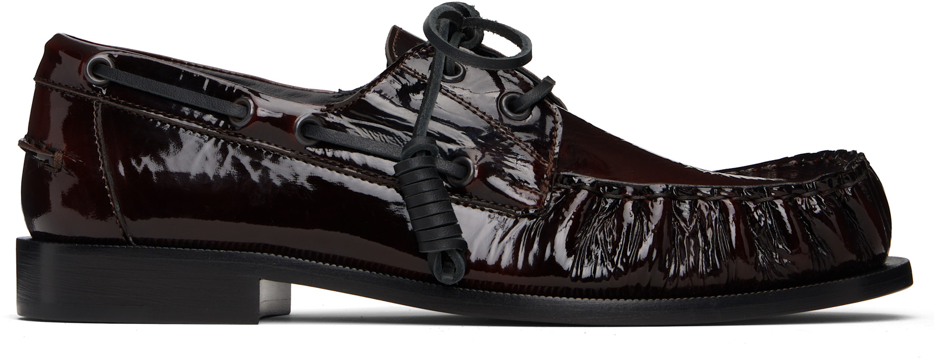 Dries Van Noten: ブラウン エナメルレザー デッキシューズ | SSENSE 日本