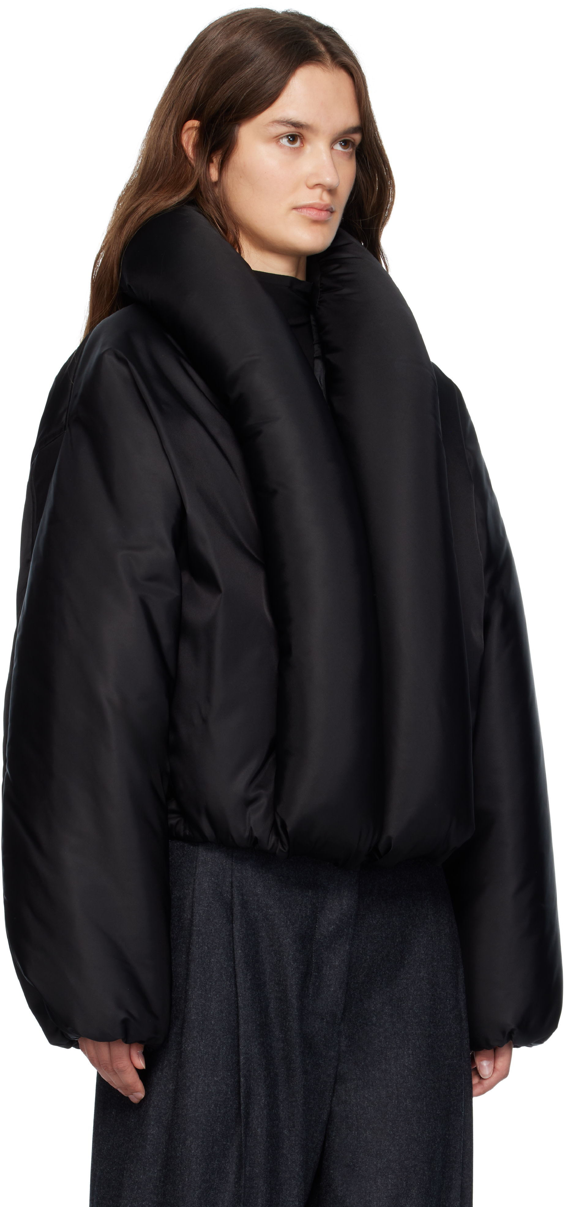 ALAÏA ブラック テーラードジャケット 36 ALAÏA: Black Taffeta Padded Bomber Jacket | SSENSE