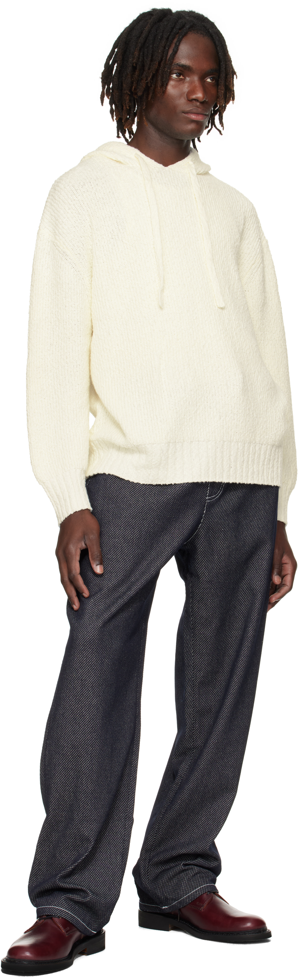 COMMAS - Pull à capuche décontracté blanc cassé en tricot