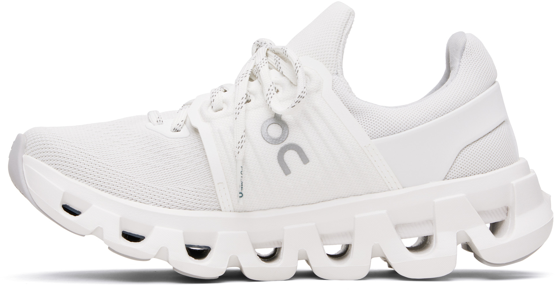 On - Baskets Cloudswift 4 AD blanches