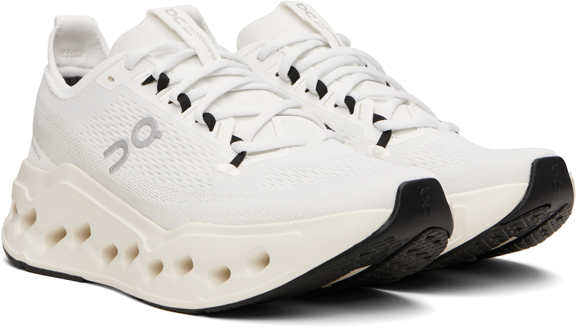 On - Baskets Cloudsurfer Max blanches