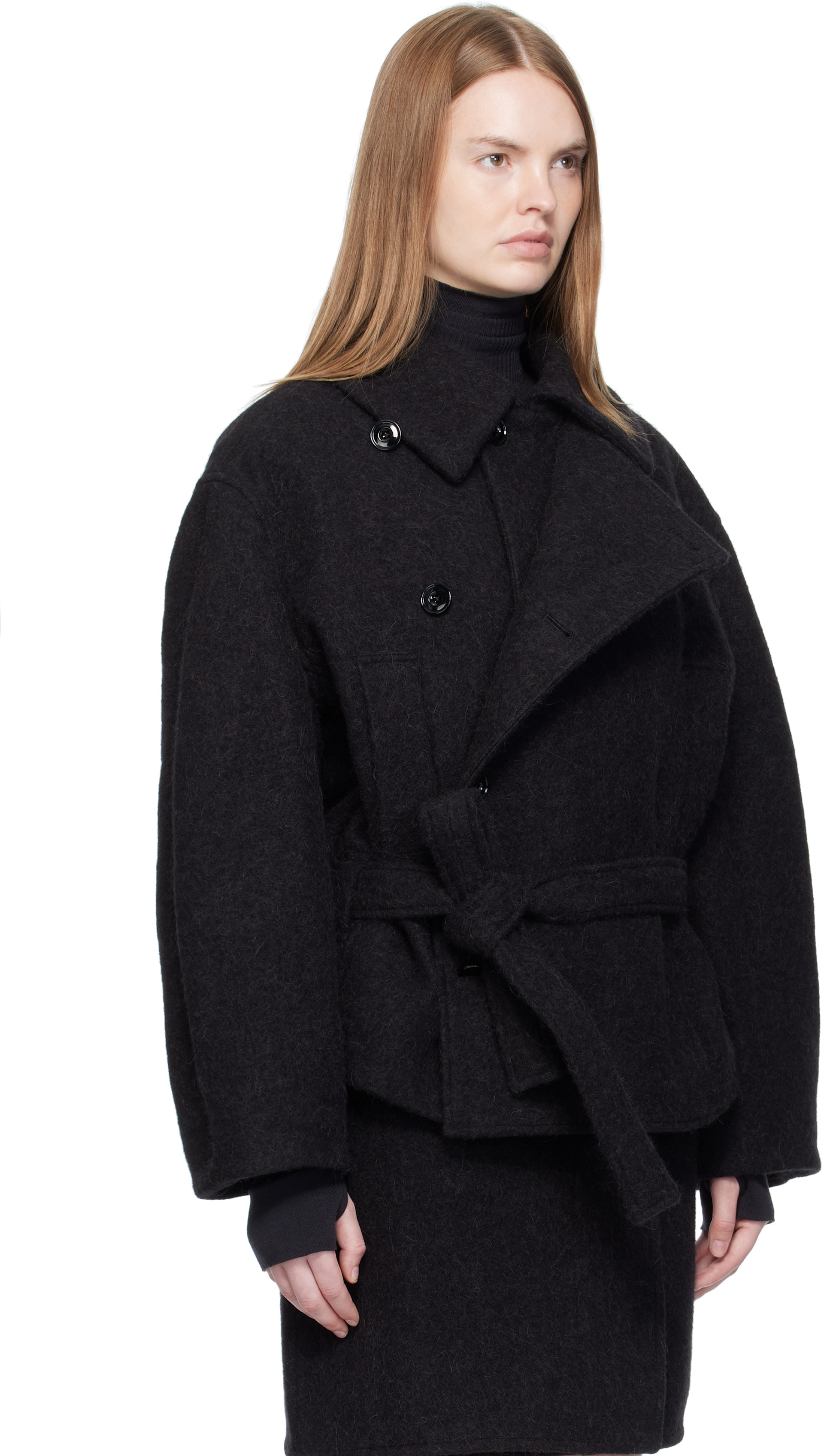 【25AW・新品】LEMAIRE バスローブコート 34　ブラック LEMAIRE: Black Short Asymmetrical Bathrobe Coat | SSENSE