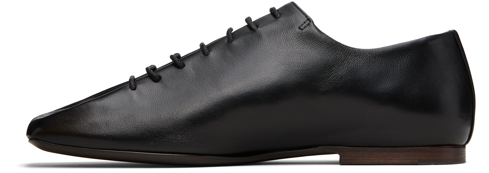 LEMAIRE: ブラック Souris Flat Classic ダービー | SSENSE 日本