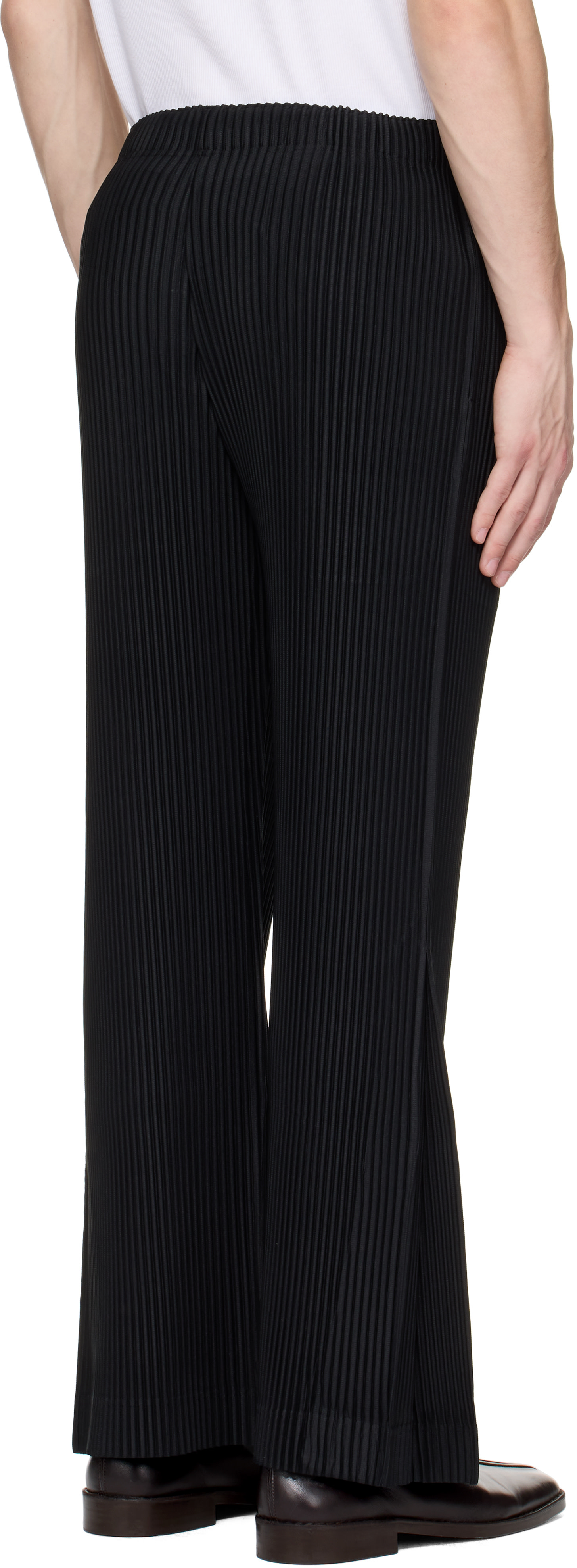 HOMME PLISSÉ ISSEY MIYAKE: Black Pleats Bottoms 3 Trousers | SSENSE