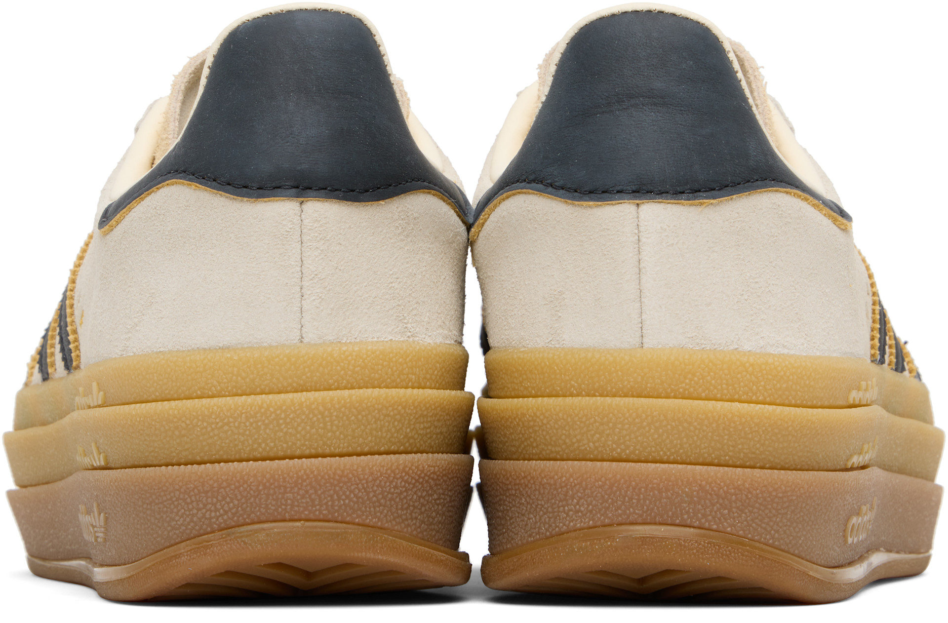 adidas Originals: ベージュ＆ブラック Gazelle Bold スニーカー