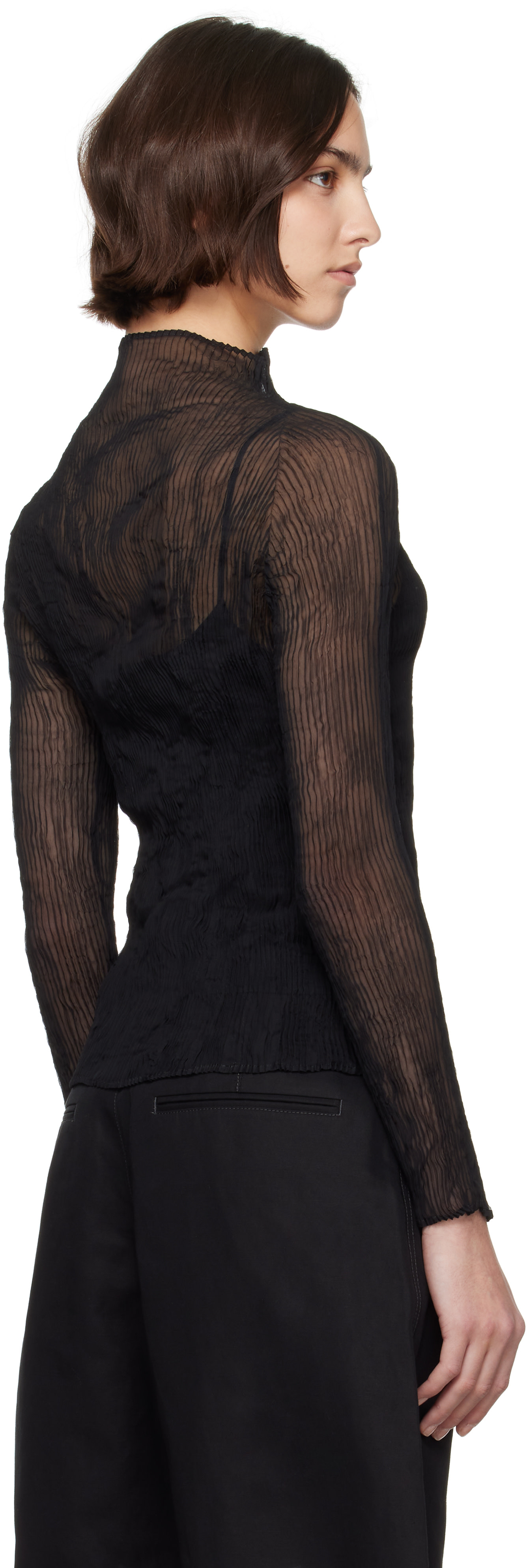 【SUKALA】リブヨギーニツイストトップスセットＳブラック ISSEY MIYAKE: Black Chiffon Twist BK/WT-56 Turtleneck | SSENSE