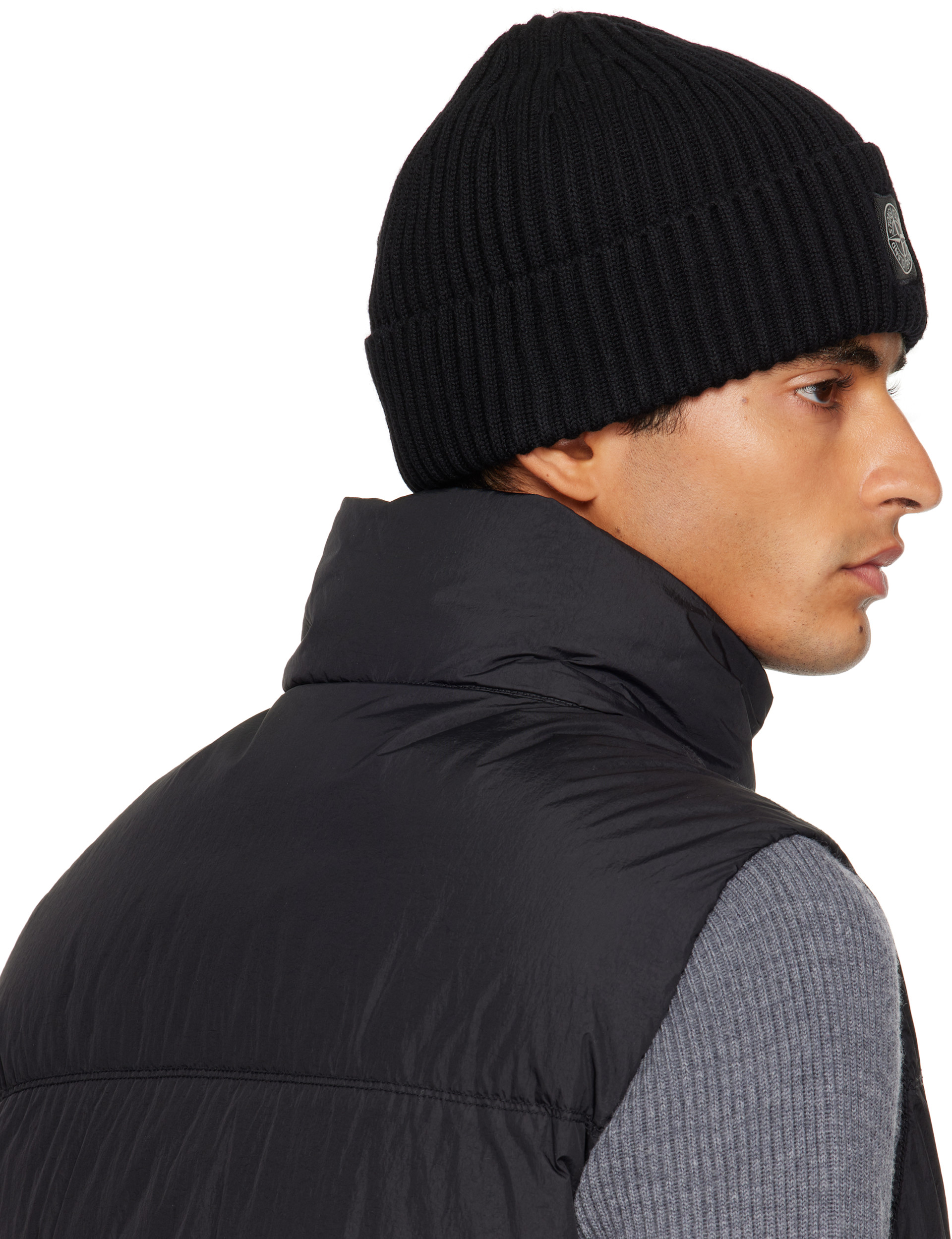 STONE  ビーニー　浅め　ブラック　黒 STONE ISLAND SHADOW PROJECT - N022V SHAPED BEANIE_CHAPTER 2