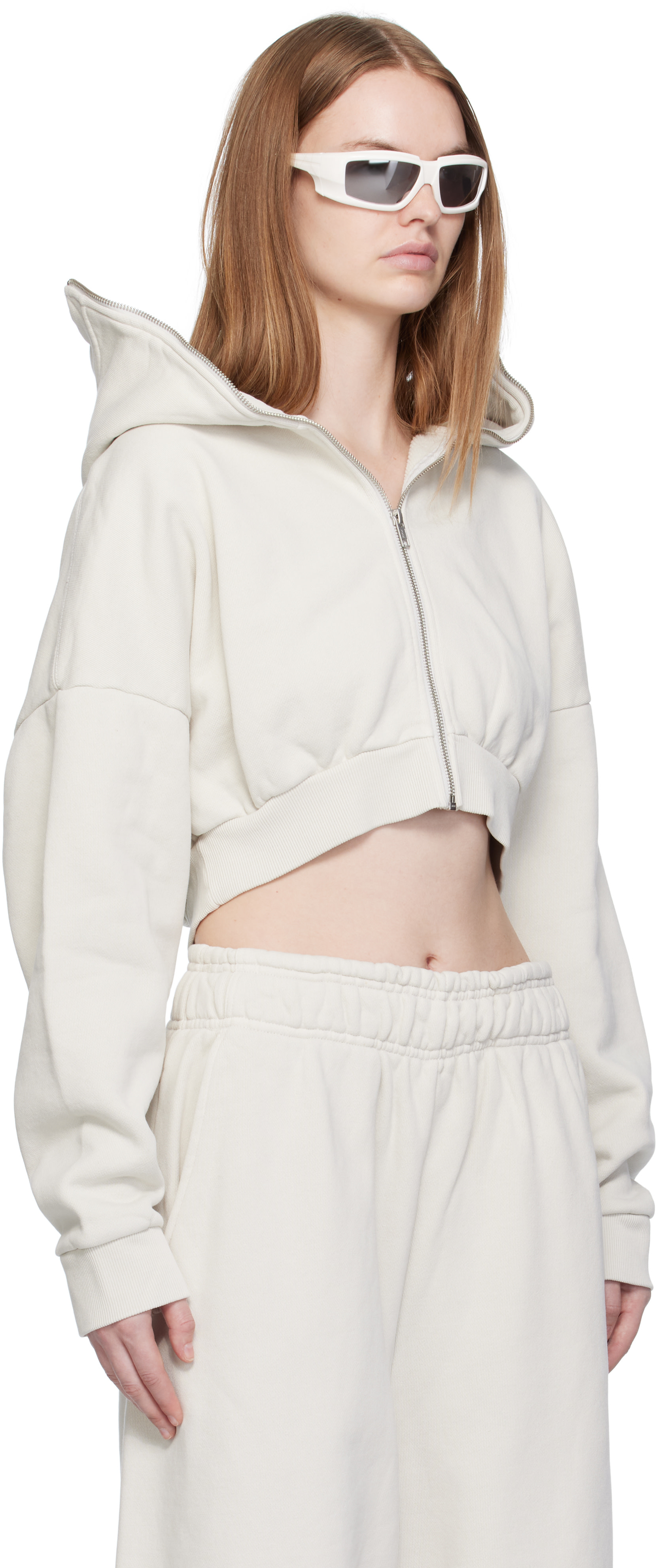 Entire Studios - Pull à capuche écourté blanc cassé à glissière prolongée