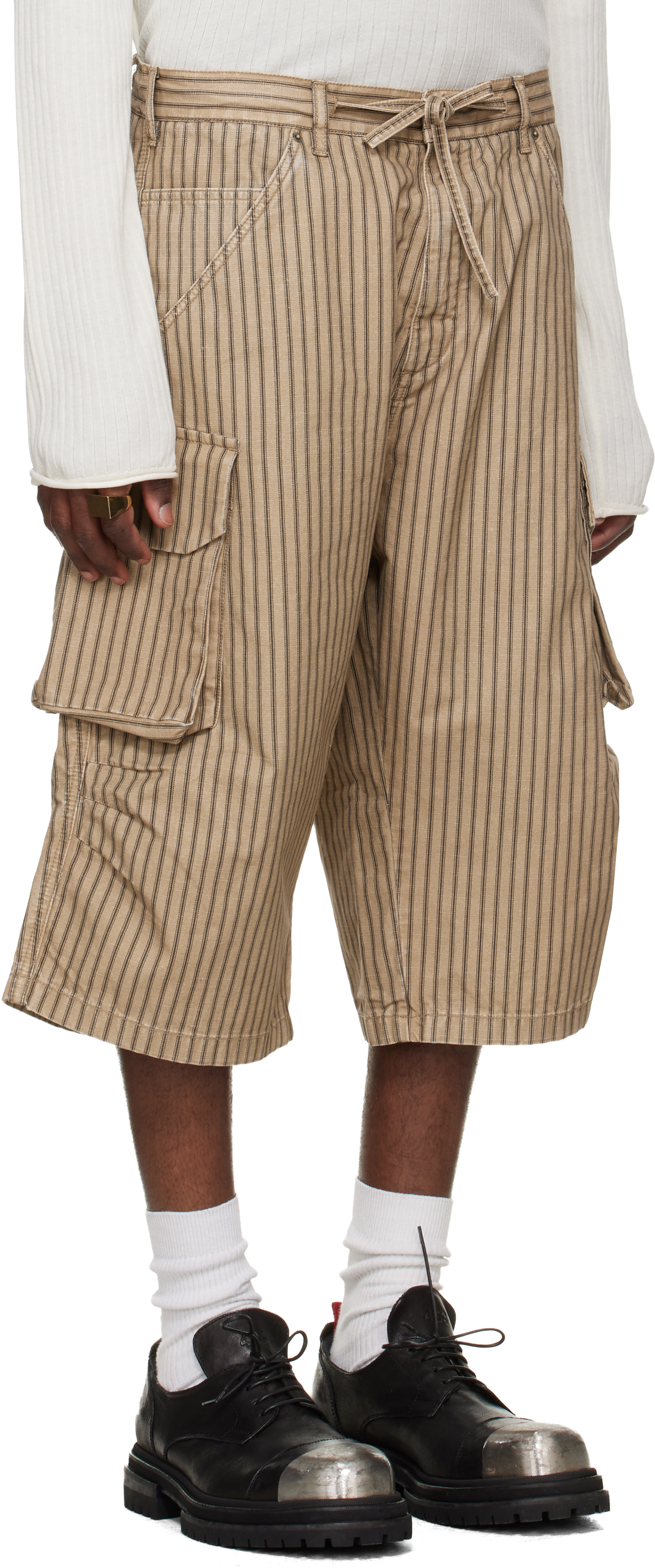 424 - Bermuda cargo beige à rayures