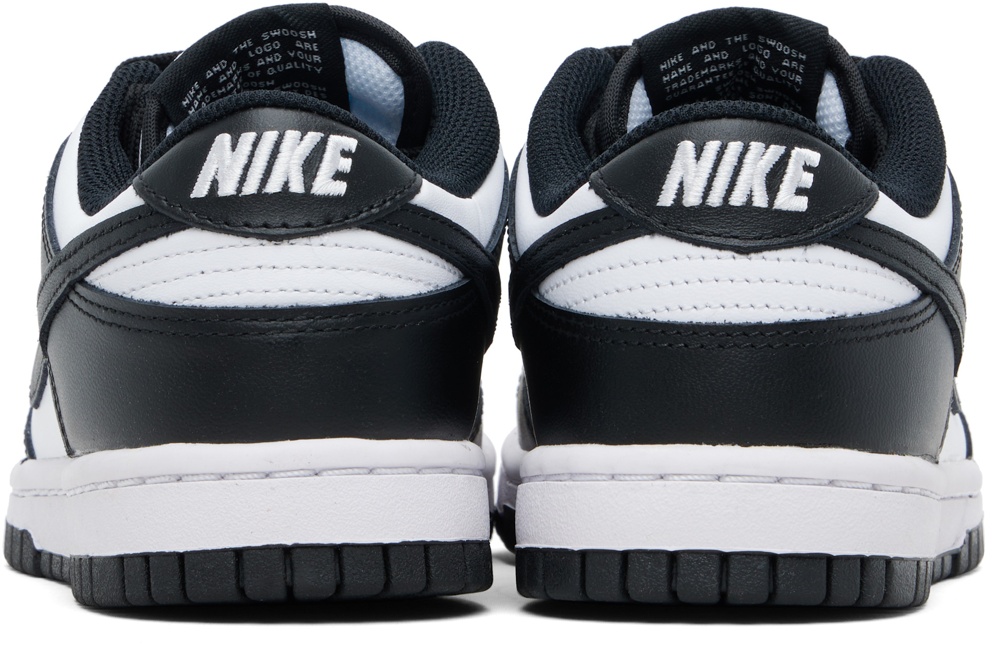Nike - Baskets basses Dunk blanc et noir