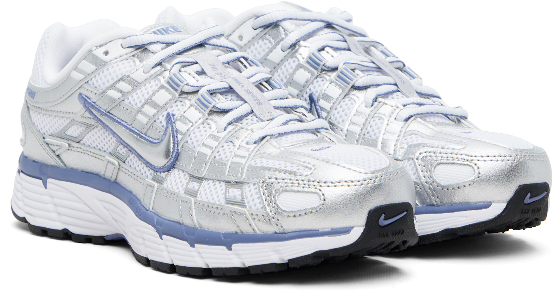 Nike - Baskets P-6000 blanc et argenté
