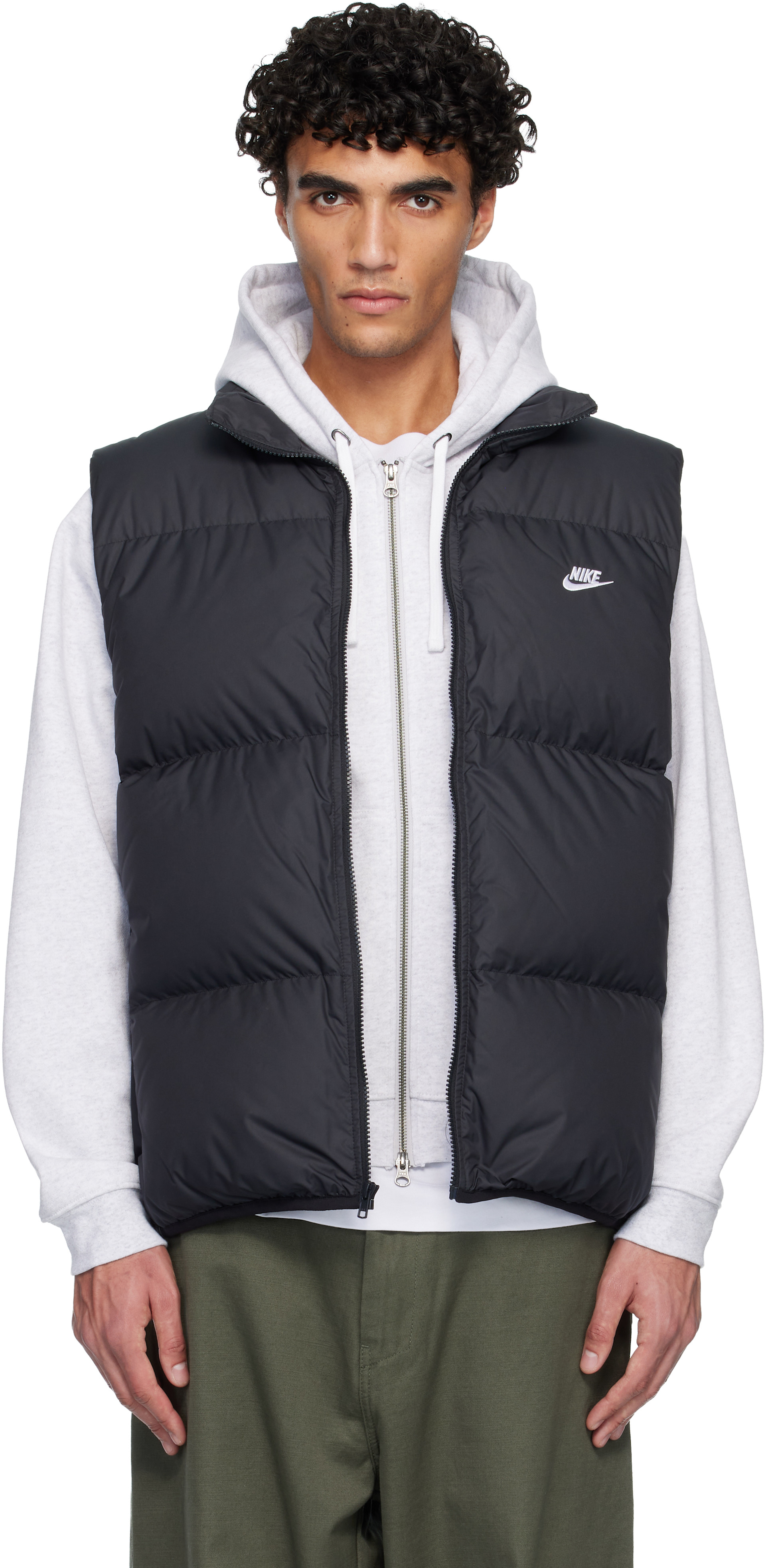 Nike: ブラック Nike Sportswear Club Therma-FIT ダウンベスト
