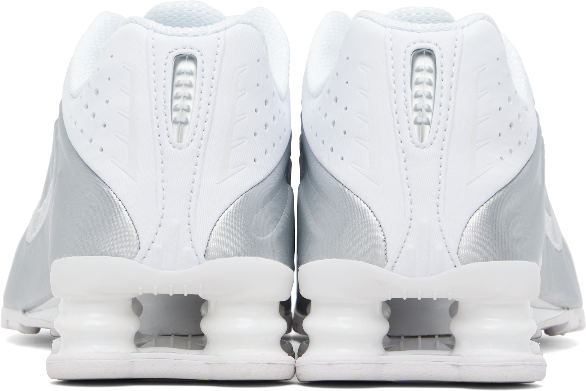 Nike: White & Silver Shox R4 Sneakers | SSENSE Canada
