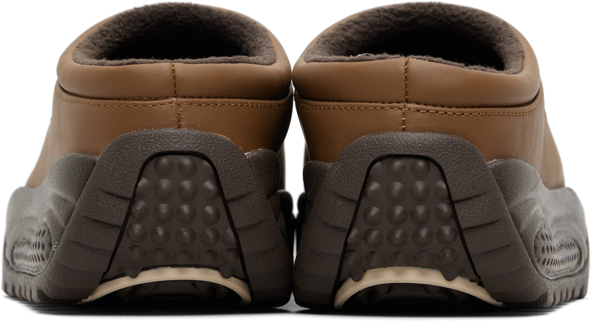 Nike: ブラウン ACG Rufus スリッポン | SSENSE 日本 Nike: ブラウン ACG Rufus スリッポン | SSENSE 日本