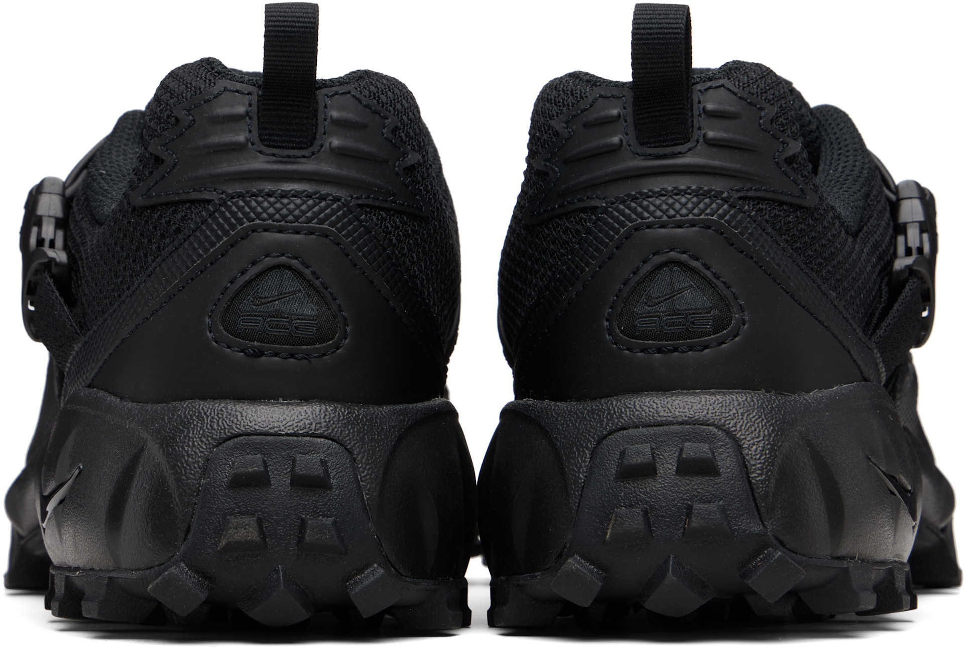 Nike: Black ACG Phassad Sneakers | SSENSE