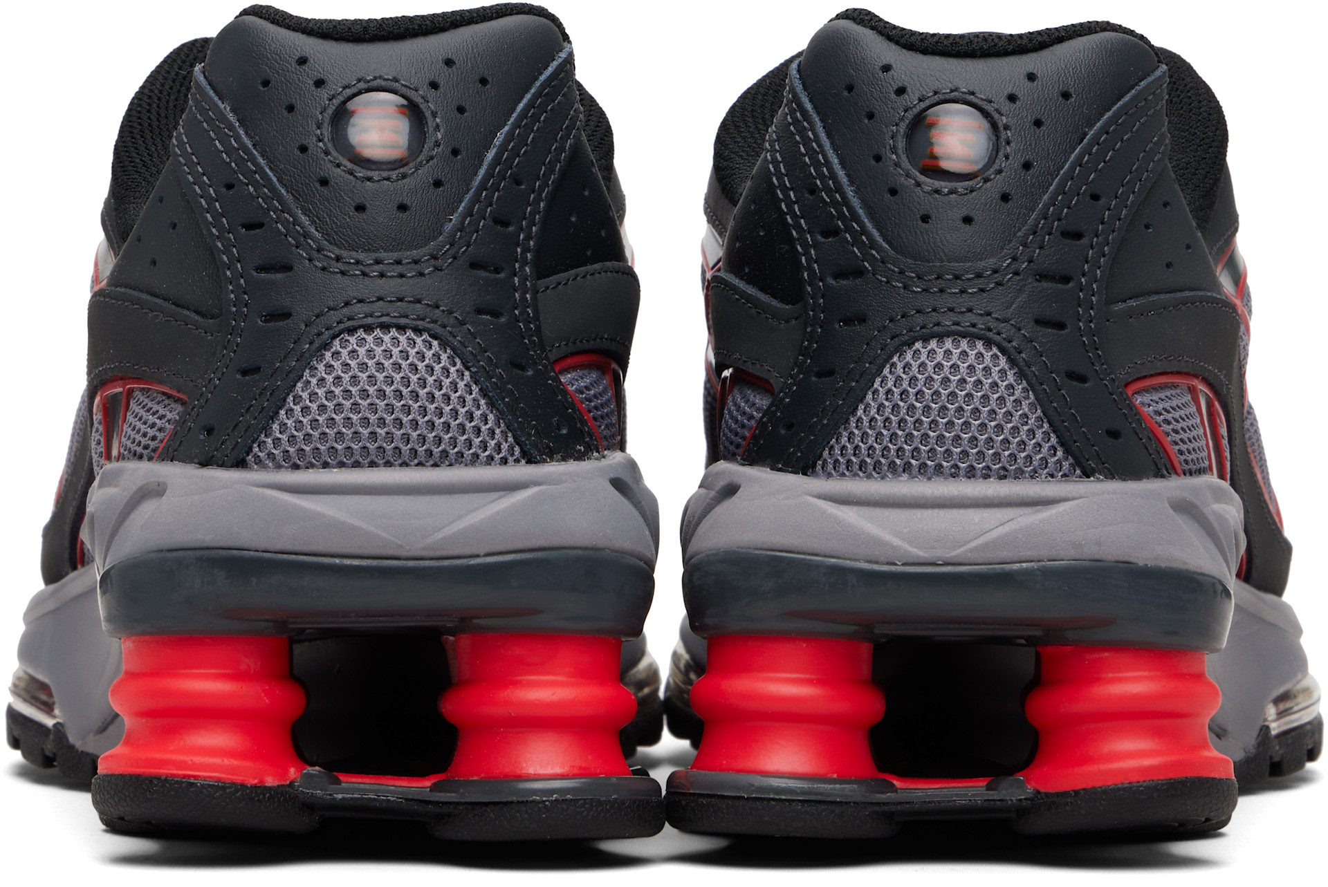 Nike: グレー＆レッド Nike Shox Ride 2 スニーカー | SSENSE 日本