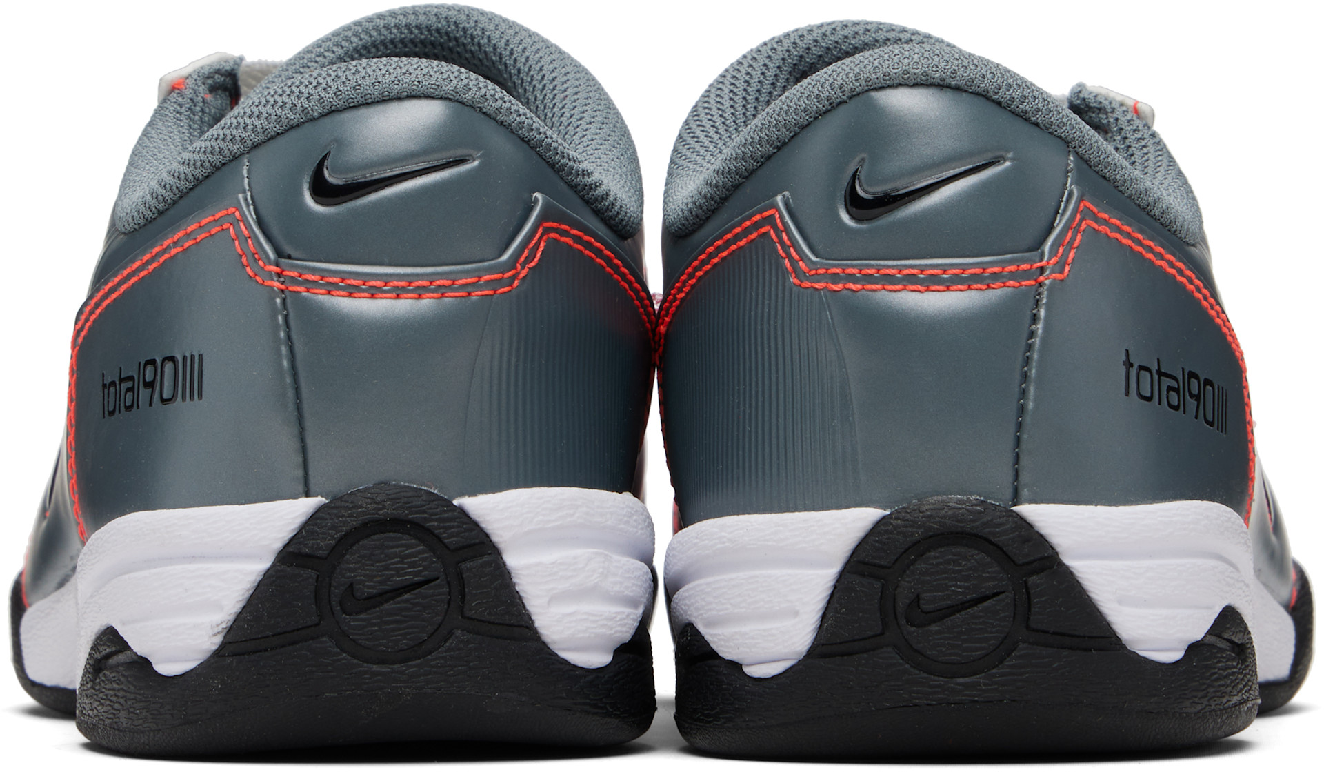 Nike - Baskets Total 90 grises