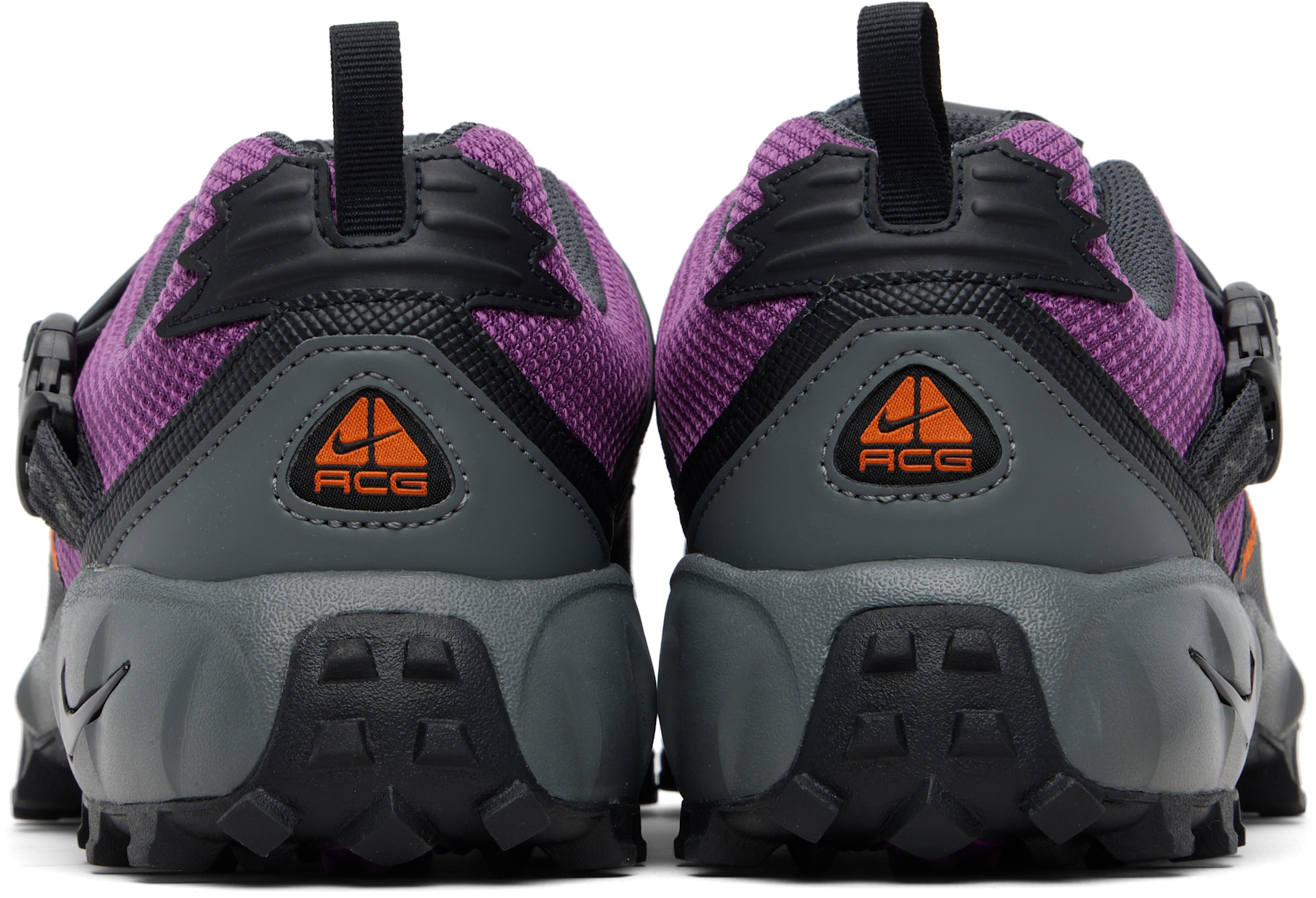 Nike: Black & Purple Nike ACG Phassad Sneakers | SSENSE Canada