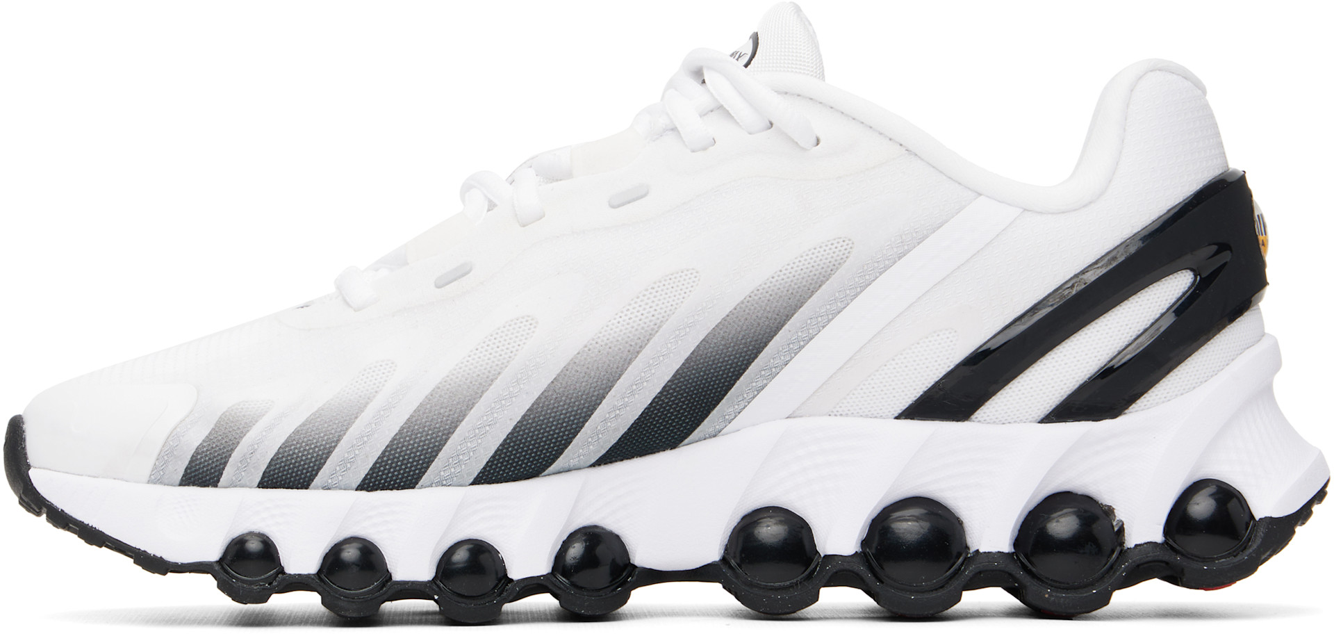 Nike - Baskets Air Max Dn8 blanches