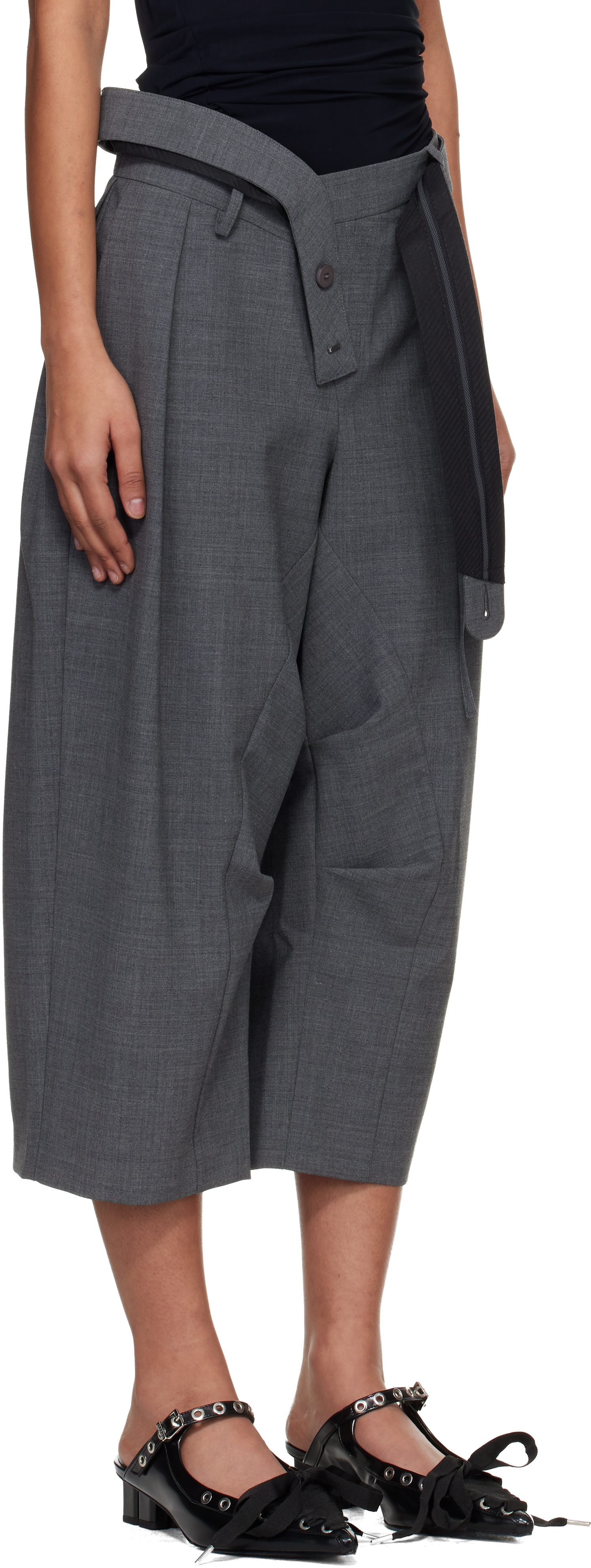 Ottolinger - Short de tailleur ample gris à sangle
