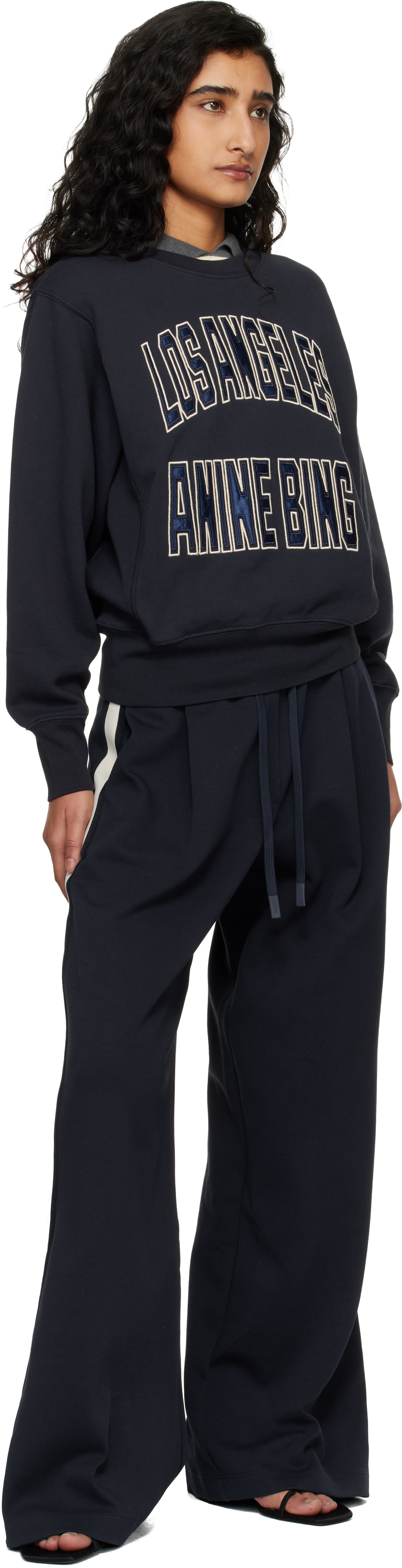 ANINE BING - Pull molletonné écourté Harry bleu marine