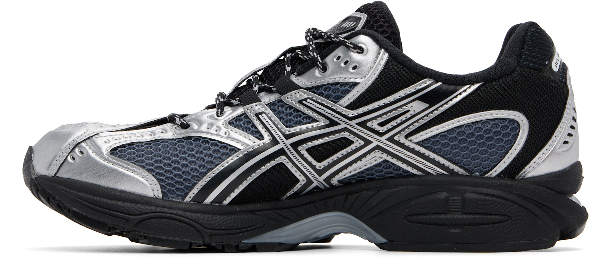 ASICS: ブラック＆シルバー LTTTエディション Gel-Nimbus 10.1