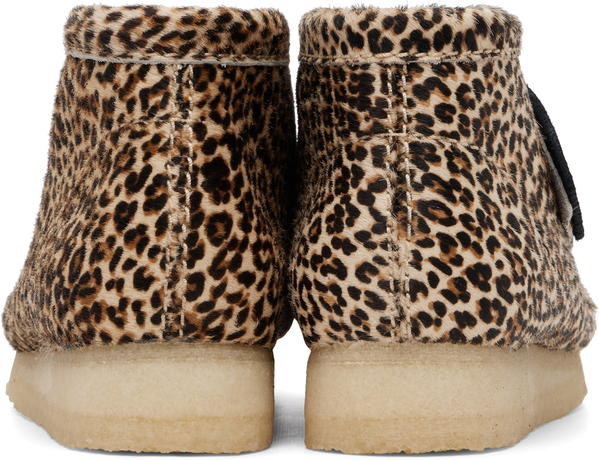 Clarks Originals: ブラウン ワラビーブーツ | SSENSE 日本