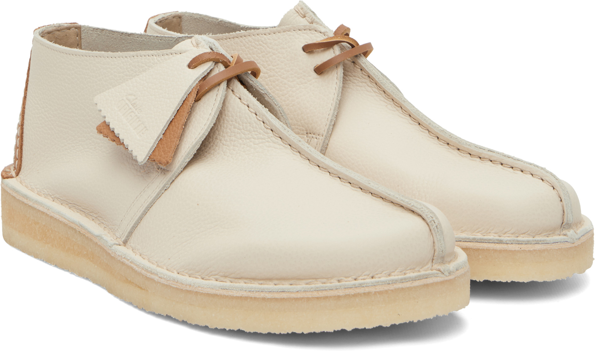 Clarks Originals: オフホワイト デザートトレック | SSENSE 日本