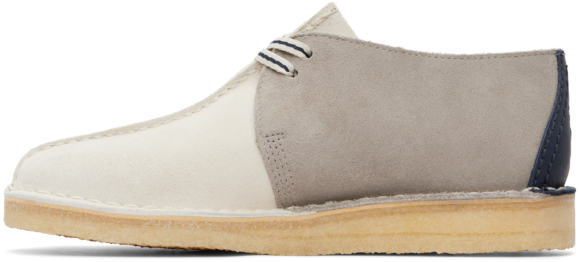 Clarks Originals: グレー デザートトレック | SSENSE 日本