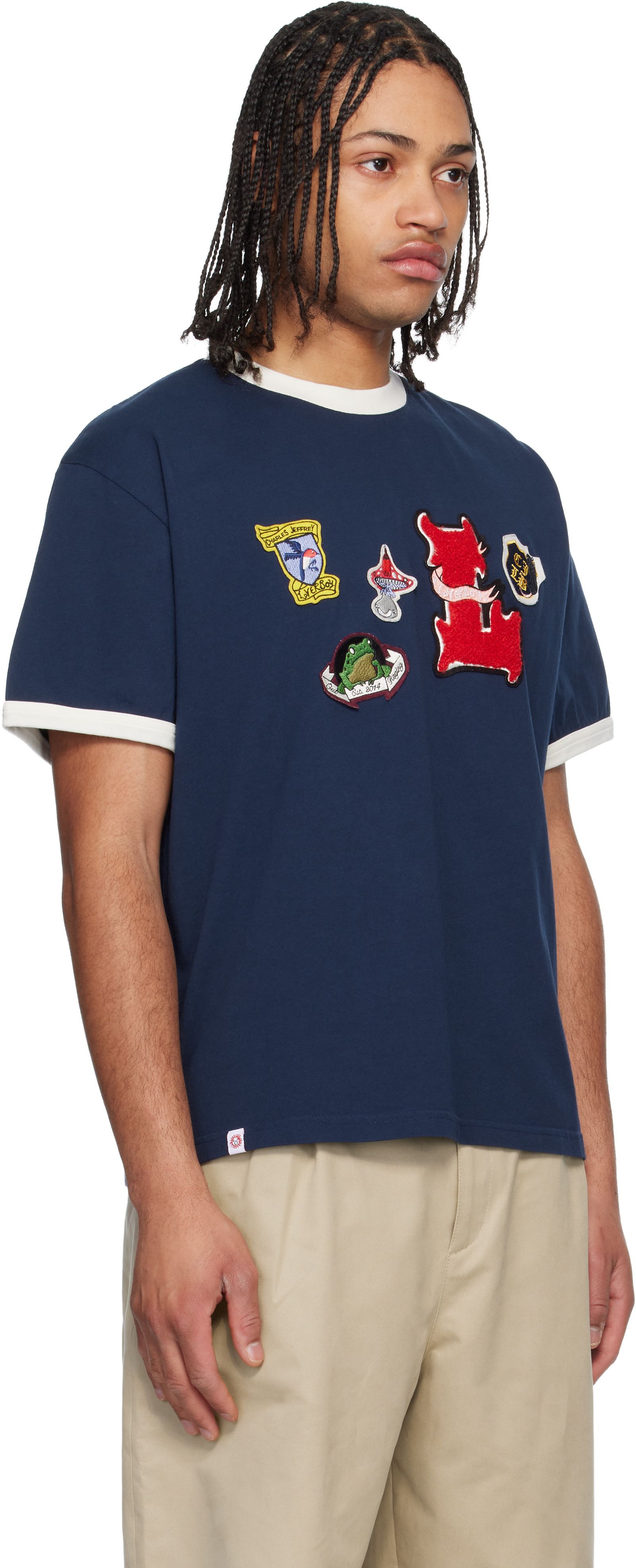 Charles Jeffrey LOVERBOY: ネイビー Badge Tシャツ | SSENSE 日本