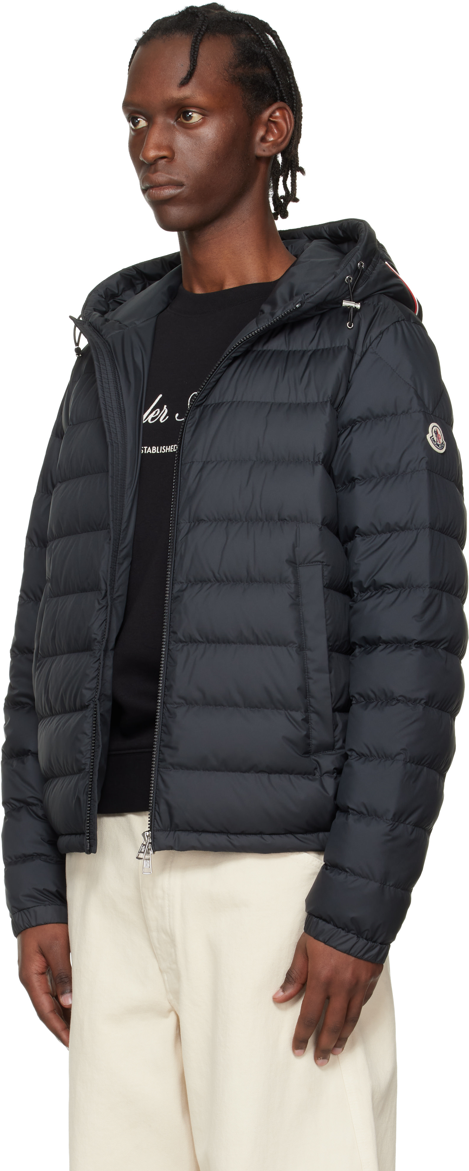 Moncler: ブラック Vermeille フード ショート ダウンジャケット